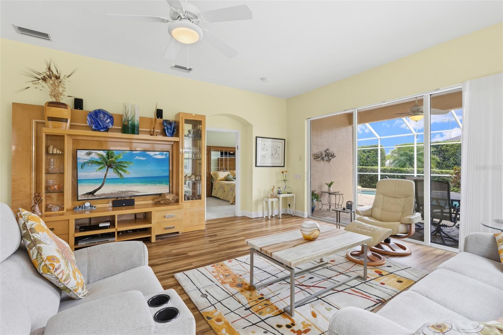 Image 14 of 69 For 5231 97th Street E