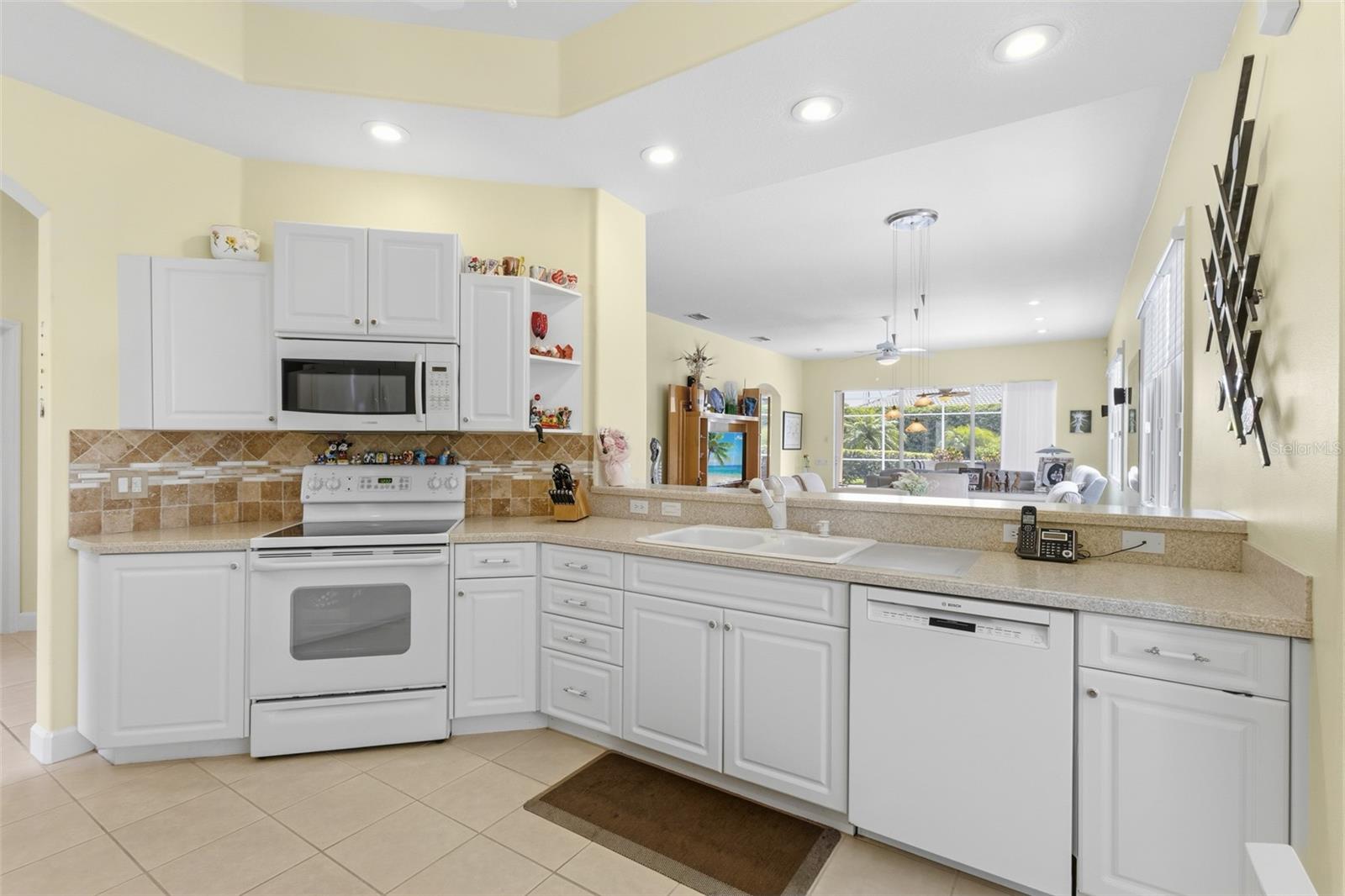 Image 6 of 69 For 5231 97th Street E