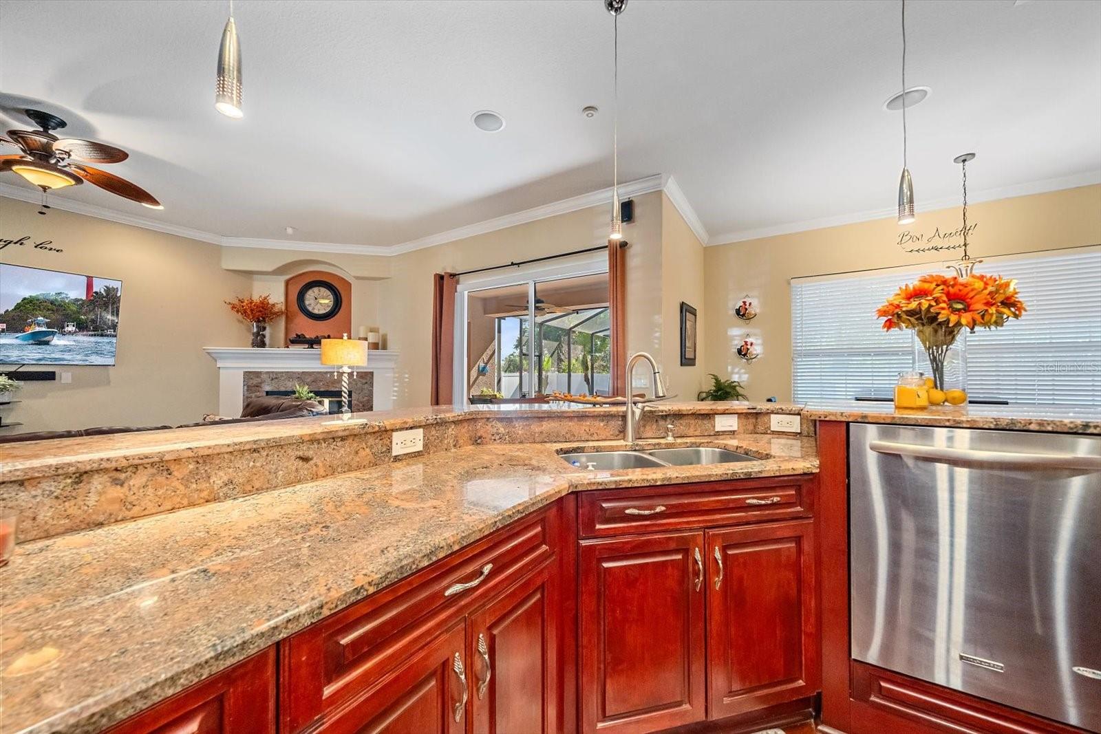 Image 14 of 62 For 1615 Heritage Drive