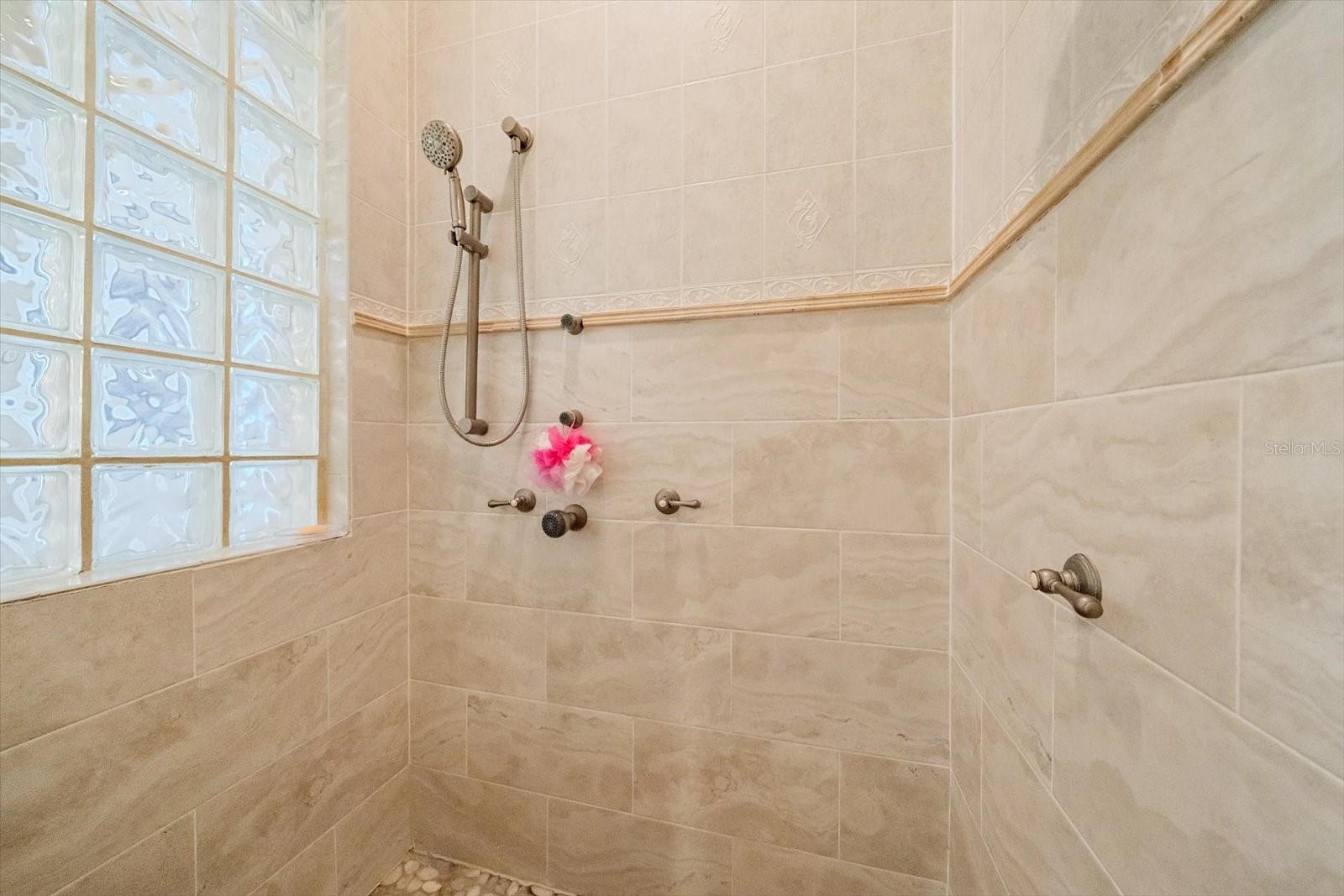 Image 36 of 62 For 1615 Heritage Drive