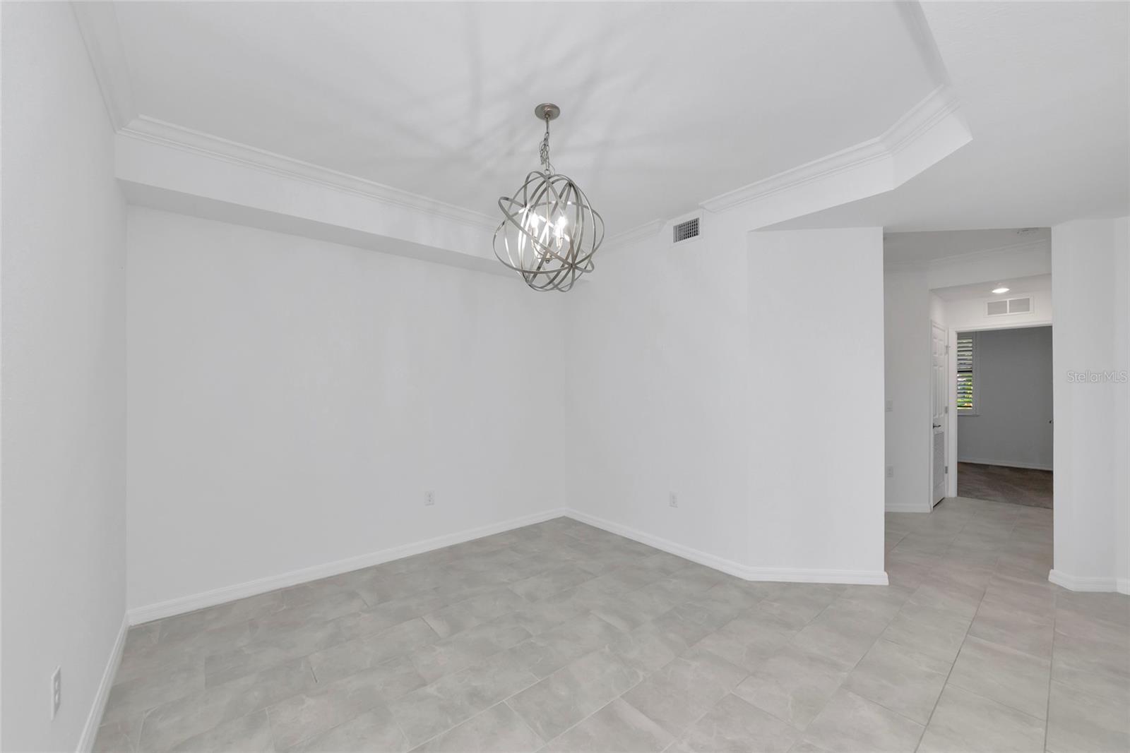 Image 7 of 56 For 18008 Gawthrop Drive 101