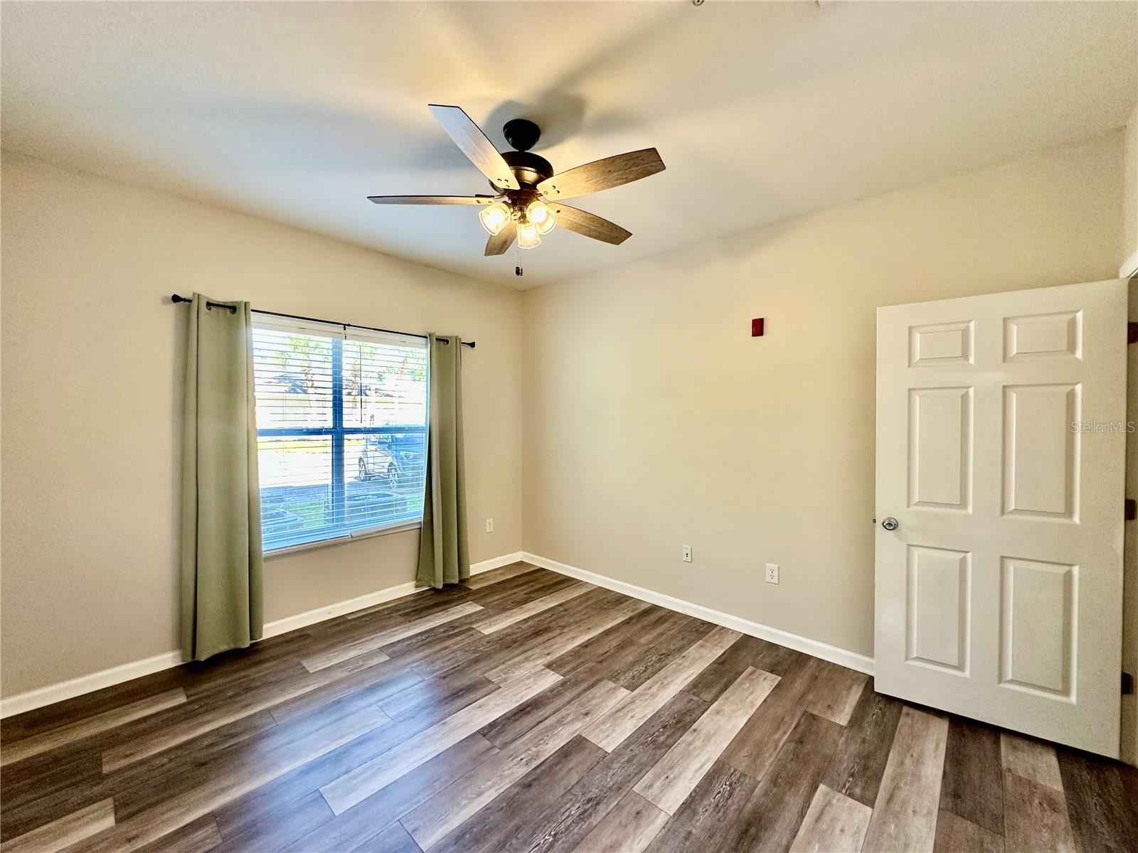 Image 17 of 38 For 4802 51st Street W 2014