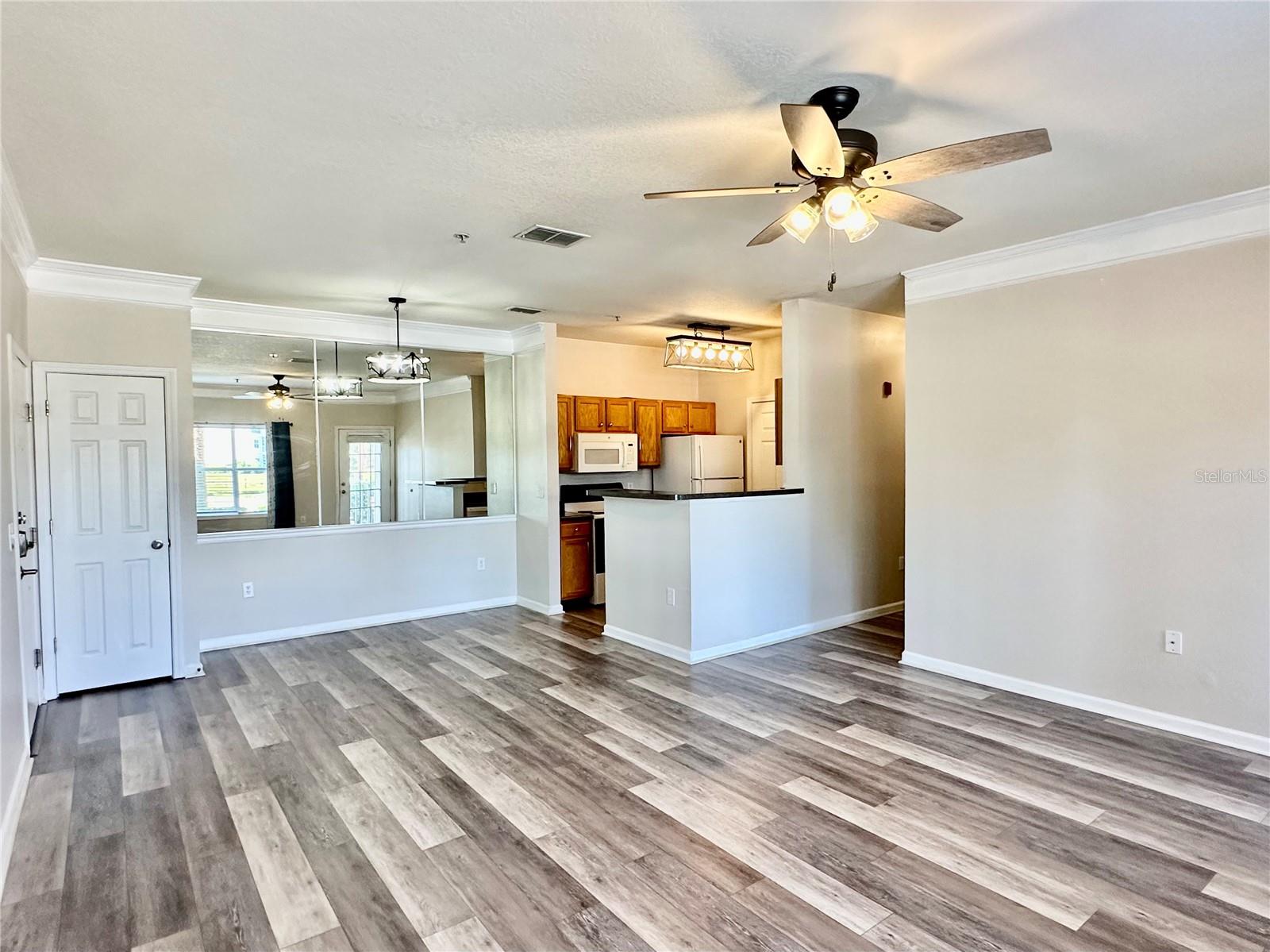 Image 5 of 38 For 4802 51st Street W 2014