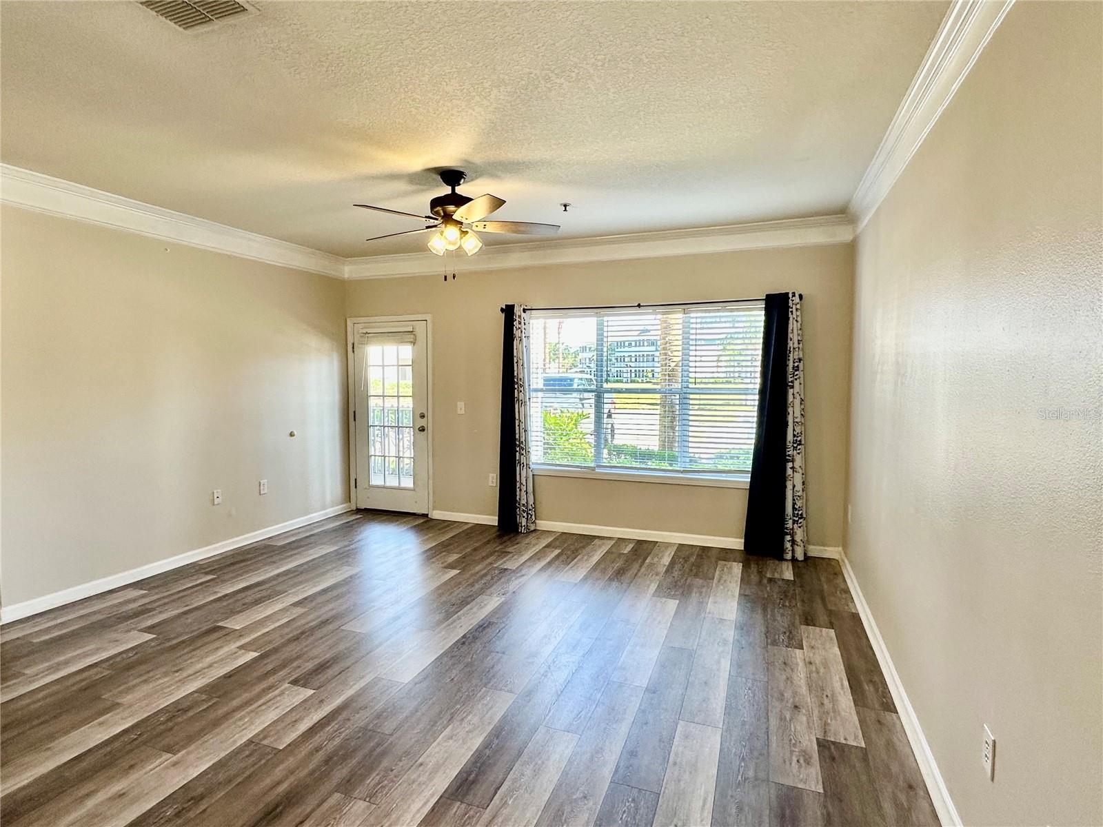 Image 7 of 38 For 4802 51st Street W 2014