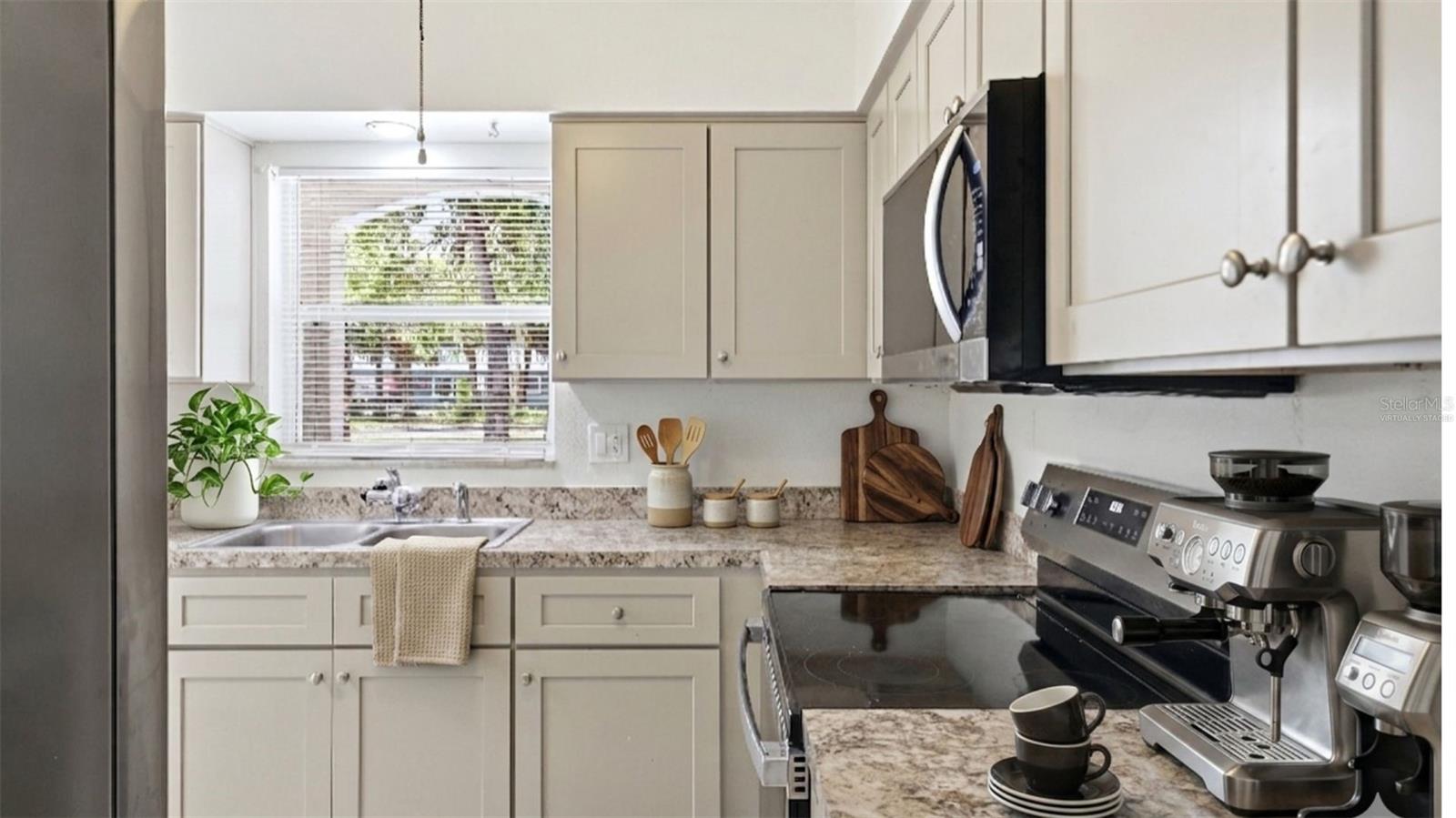 Image 22 of 60 For 9914 Sebastian Court