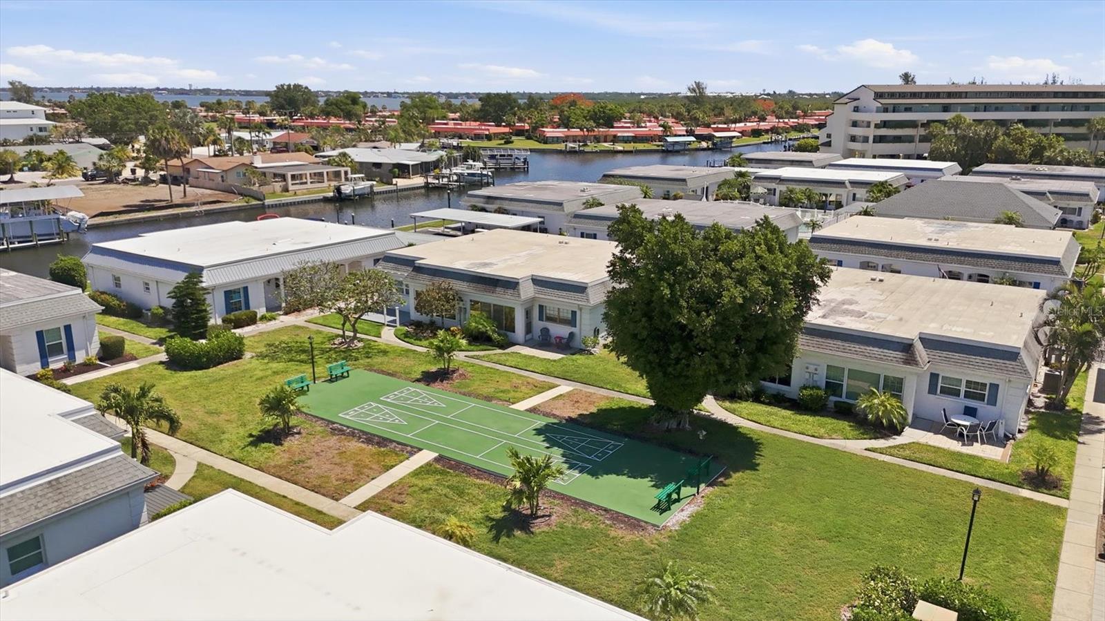 Image 47 of 60 For 9914 Sebastian Court