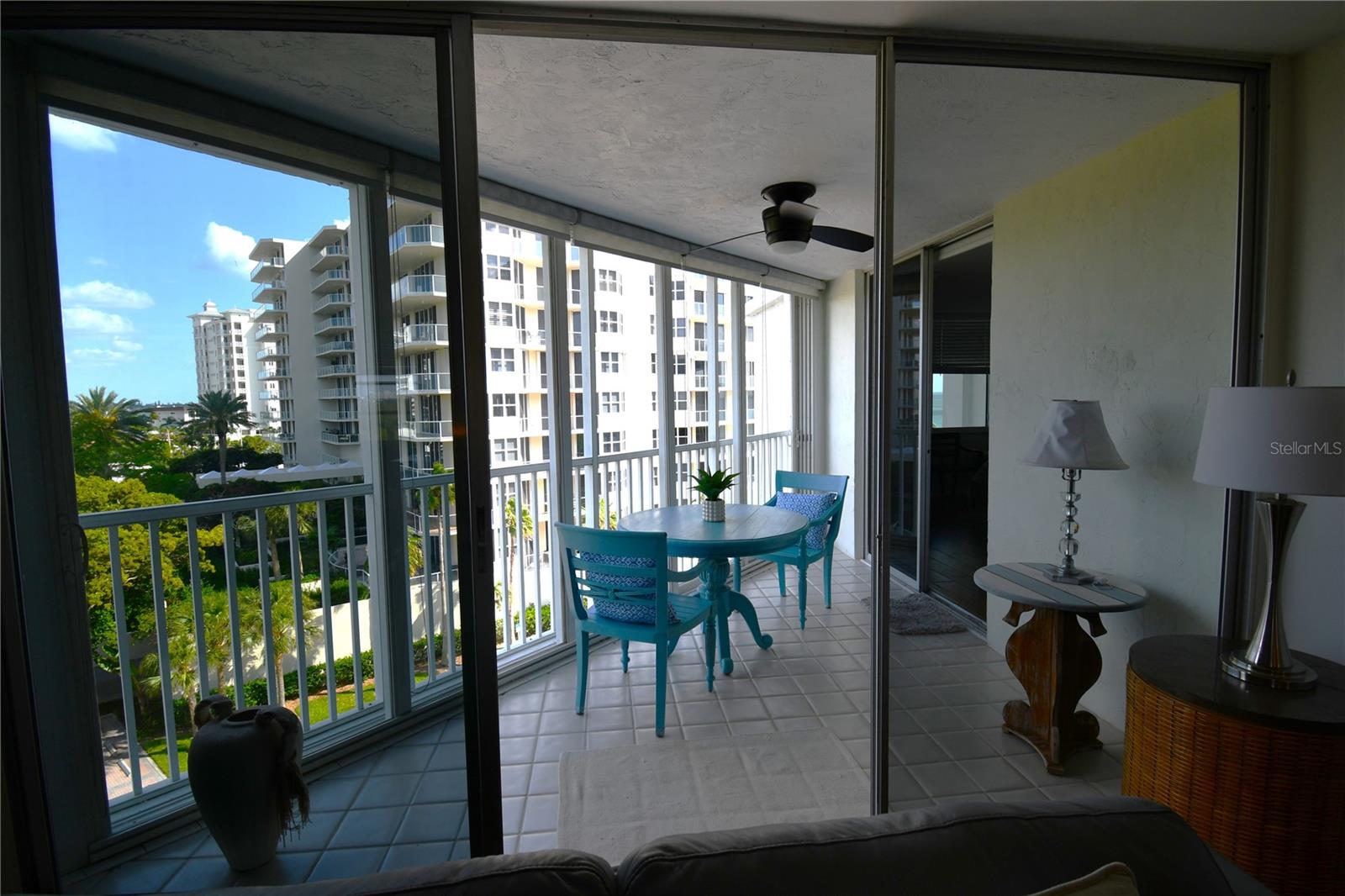 Image 9 of 38 For 1770 Benjamin Franklin Drive 507