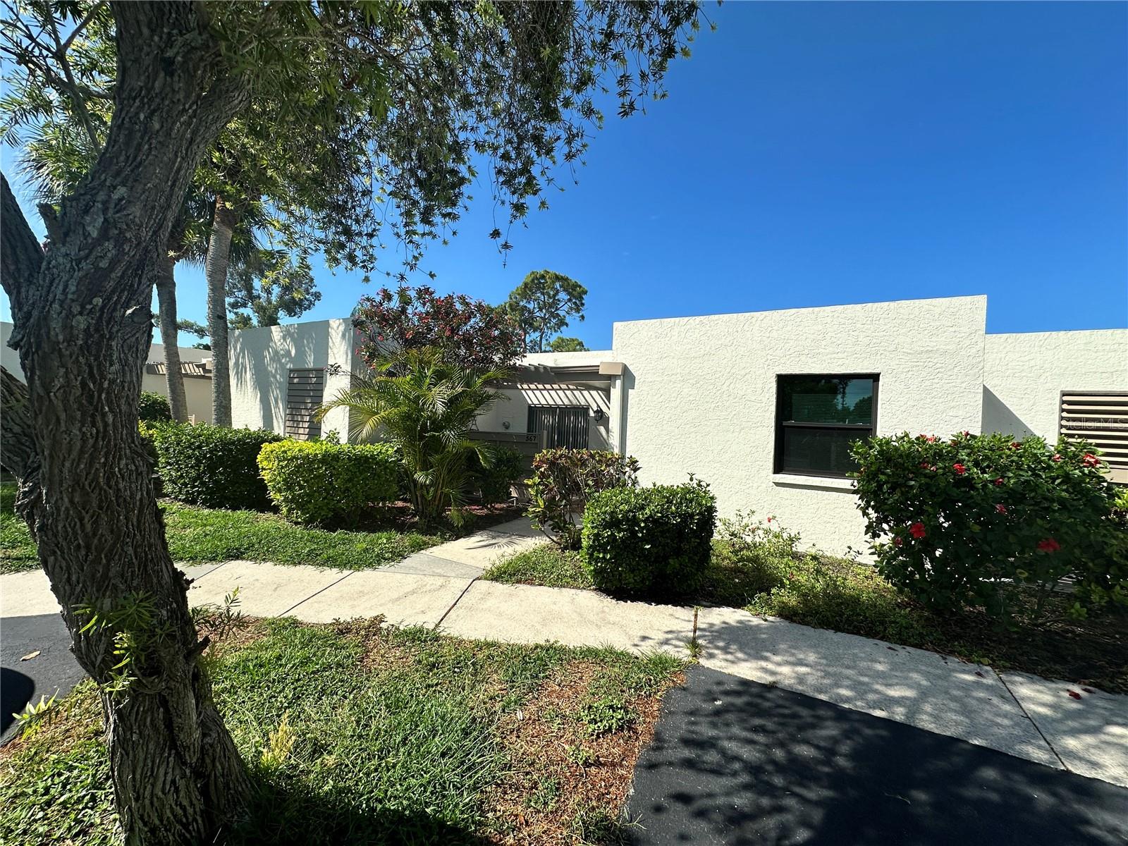 Details for 567 Lakeside Drive 567, BRADENTON, FL 34210