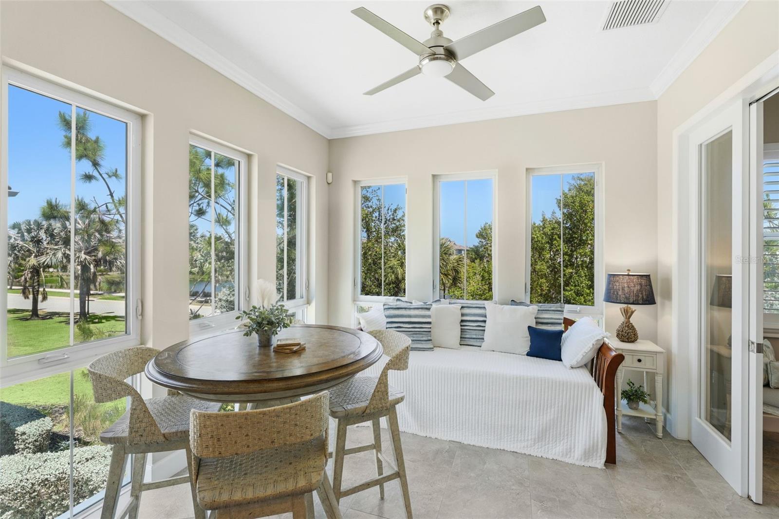 Listing photo id 14 for 347 Compass Point Drive 201