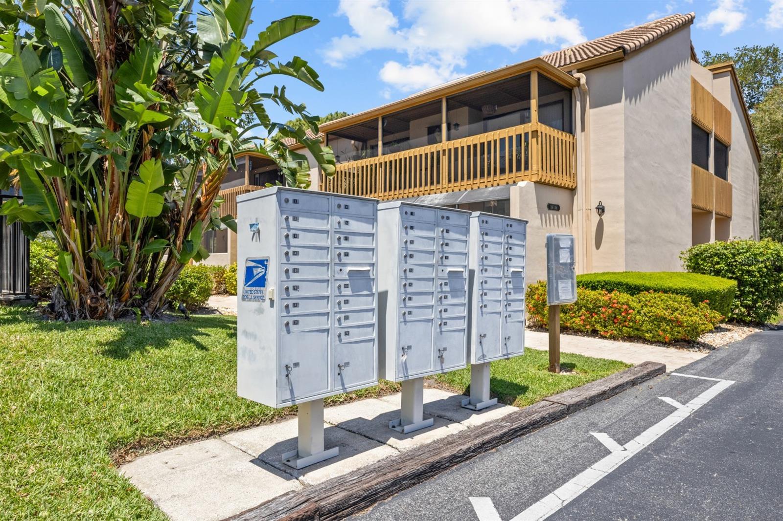 Details for 3033 Willow Green 10, SARASOTA, FL 34235