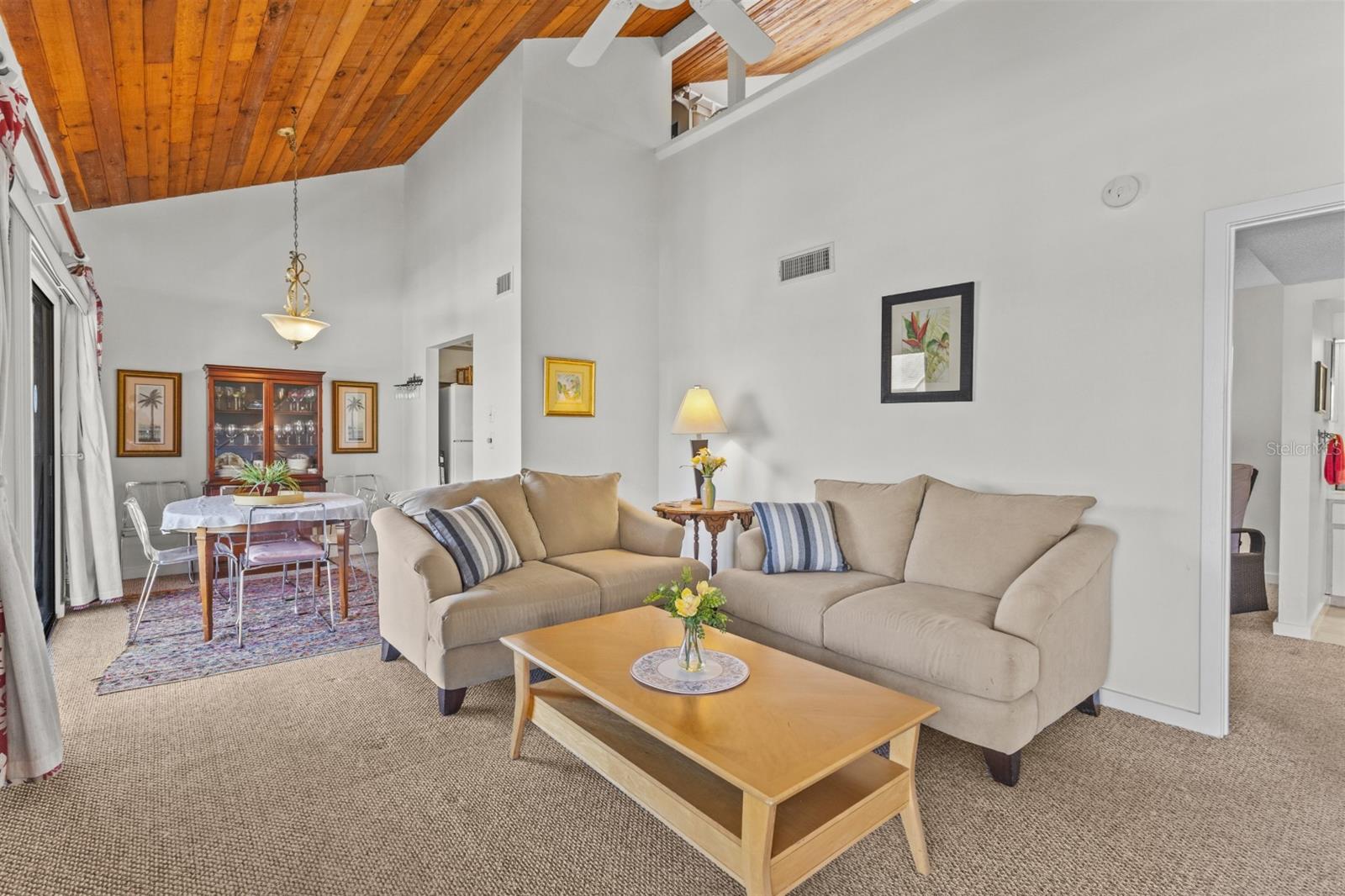 Image 4 of 37 For 3033 Willow Green 10