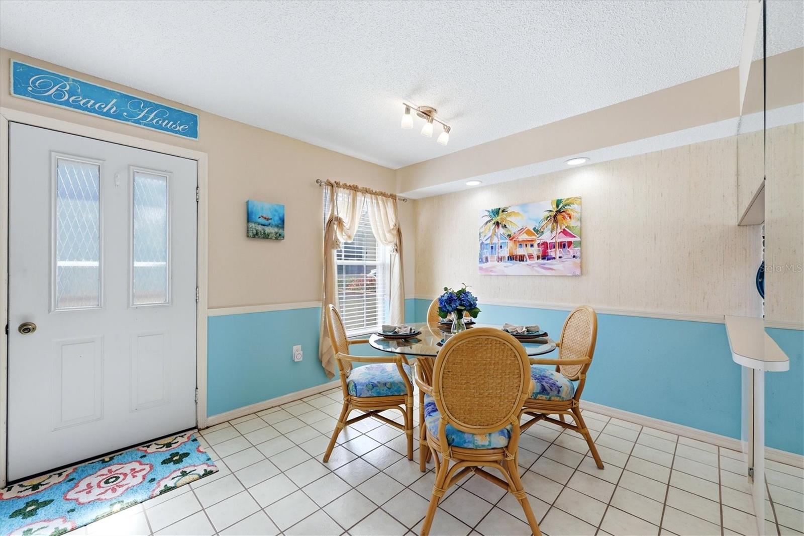 Image 12 of 89 For 744 Cadiz Road 8
