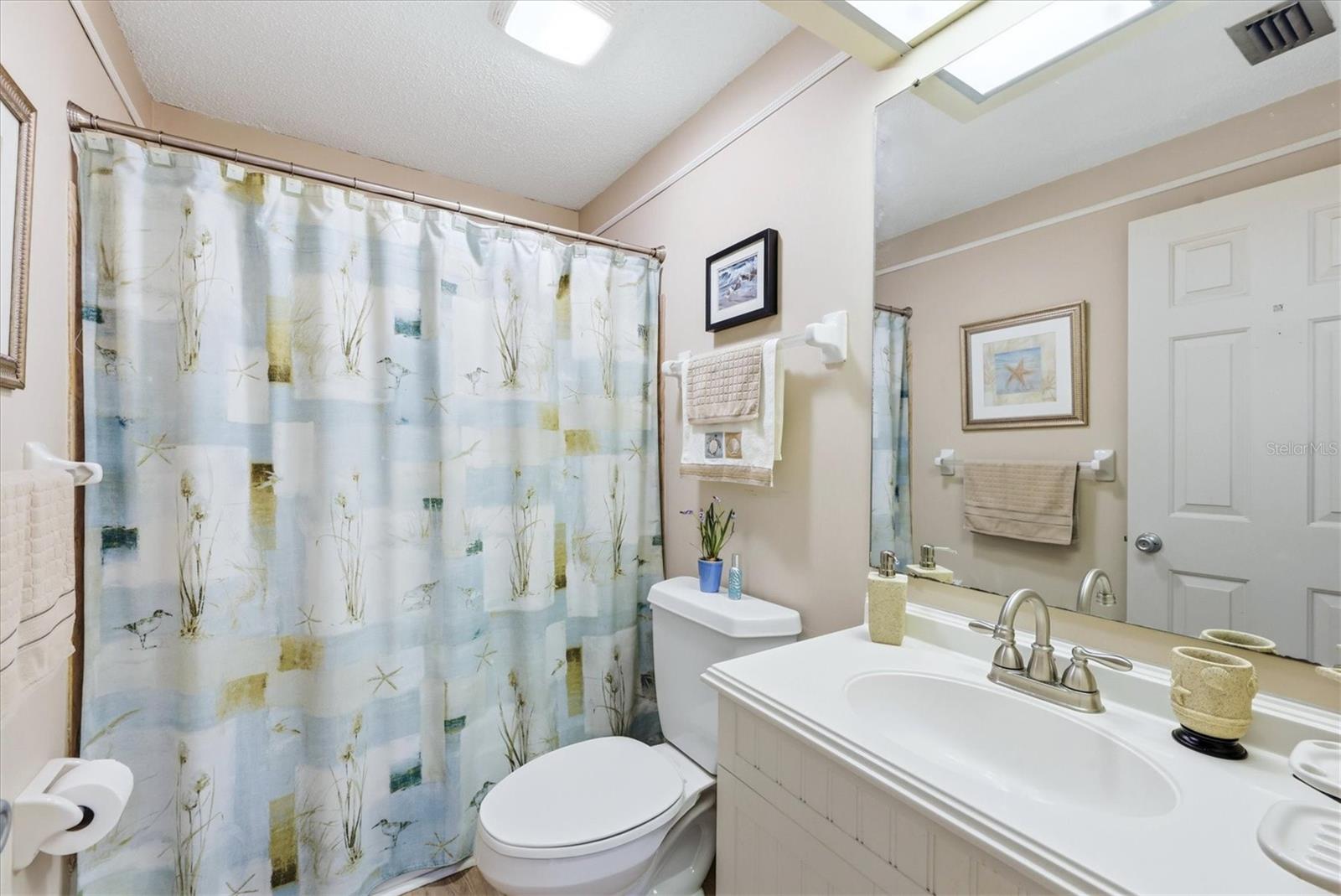 Image 22 of 89 For 744 Cadiz Road 8