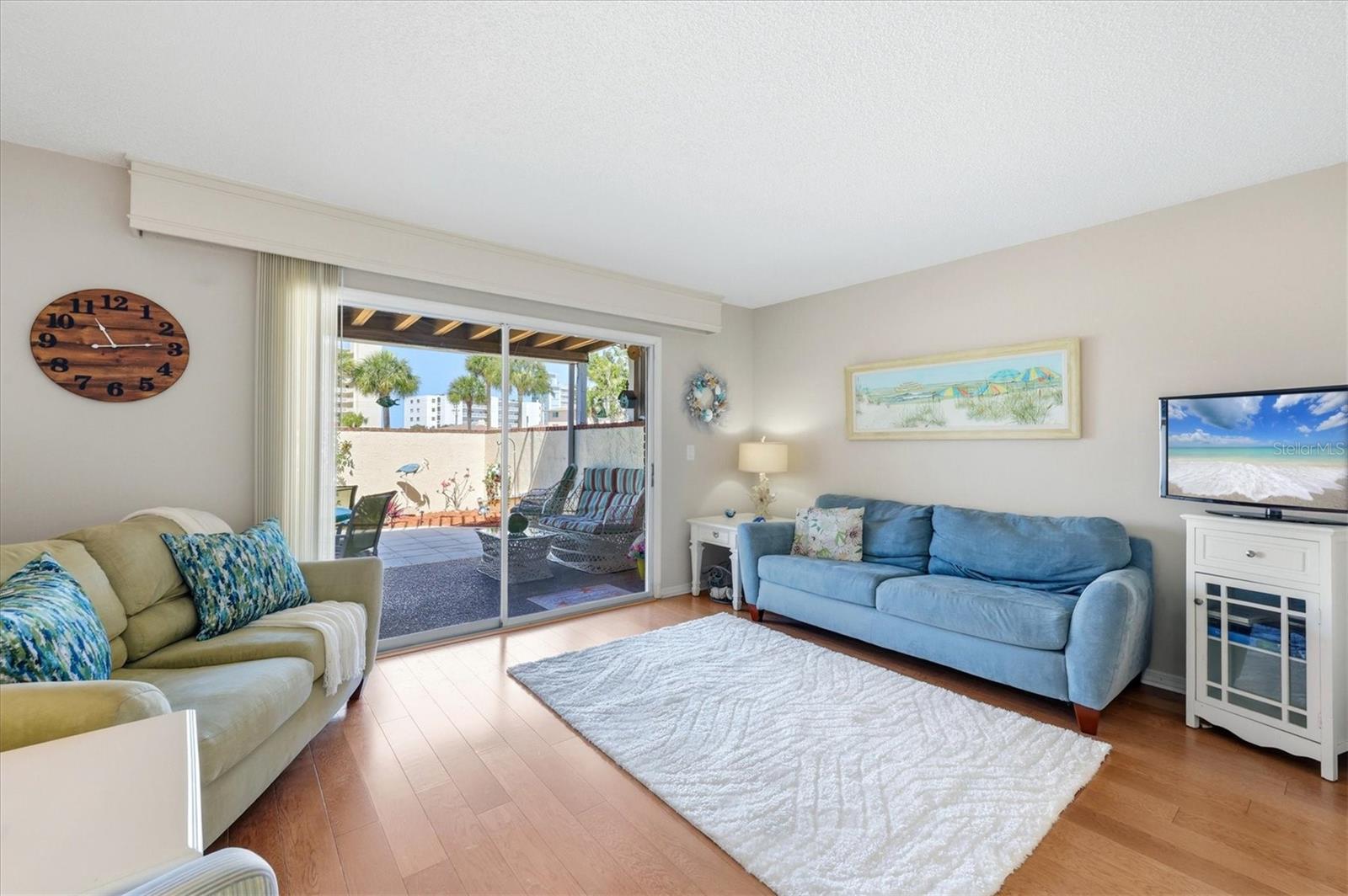 Image 7 of 89 For 744 Cadiz Road 8