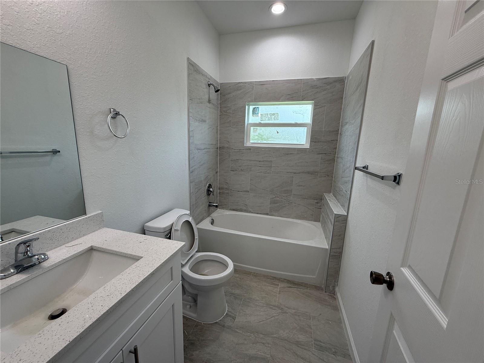 Image 12 of 20 For 1180 Comfort Lane