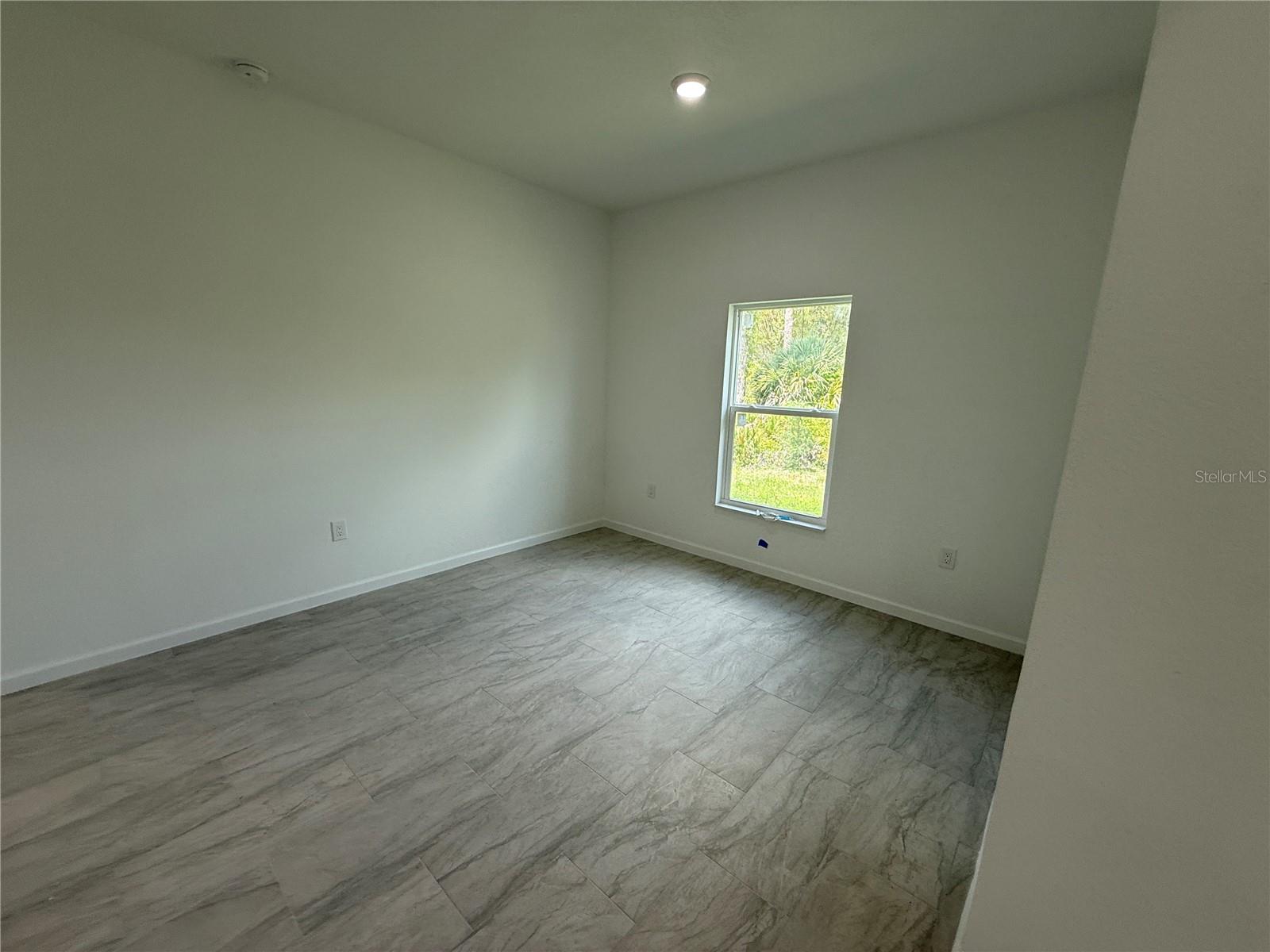 Image 14 of 20 For 1180 Comfort Lane