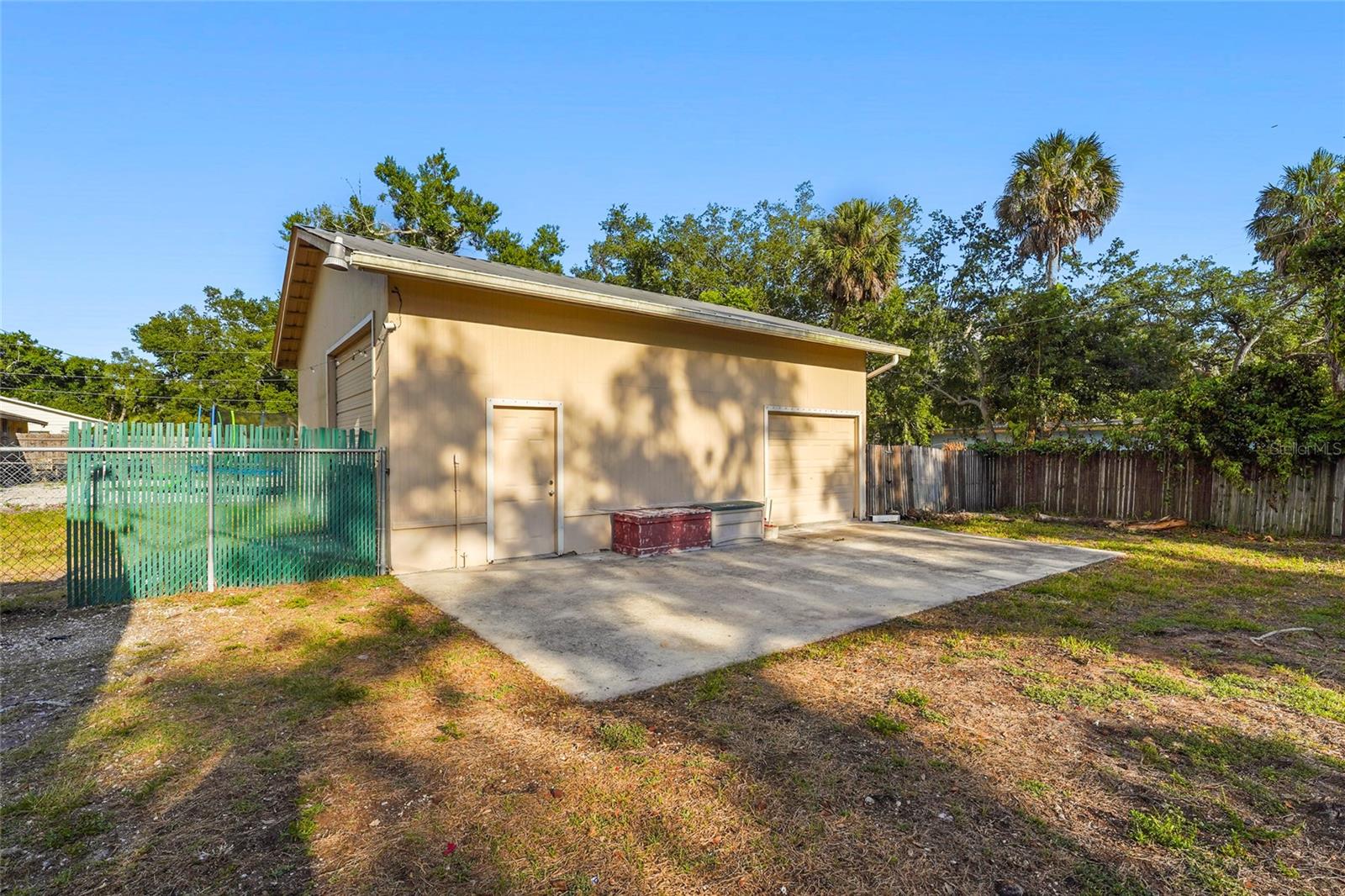 Image 9 of 47 For 219 39th Street E