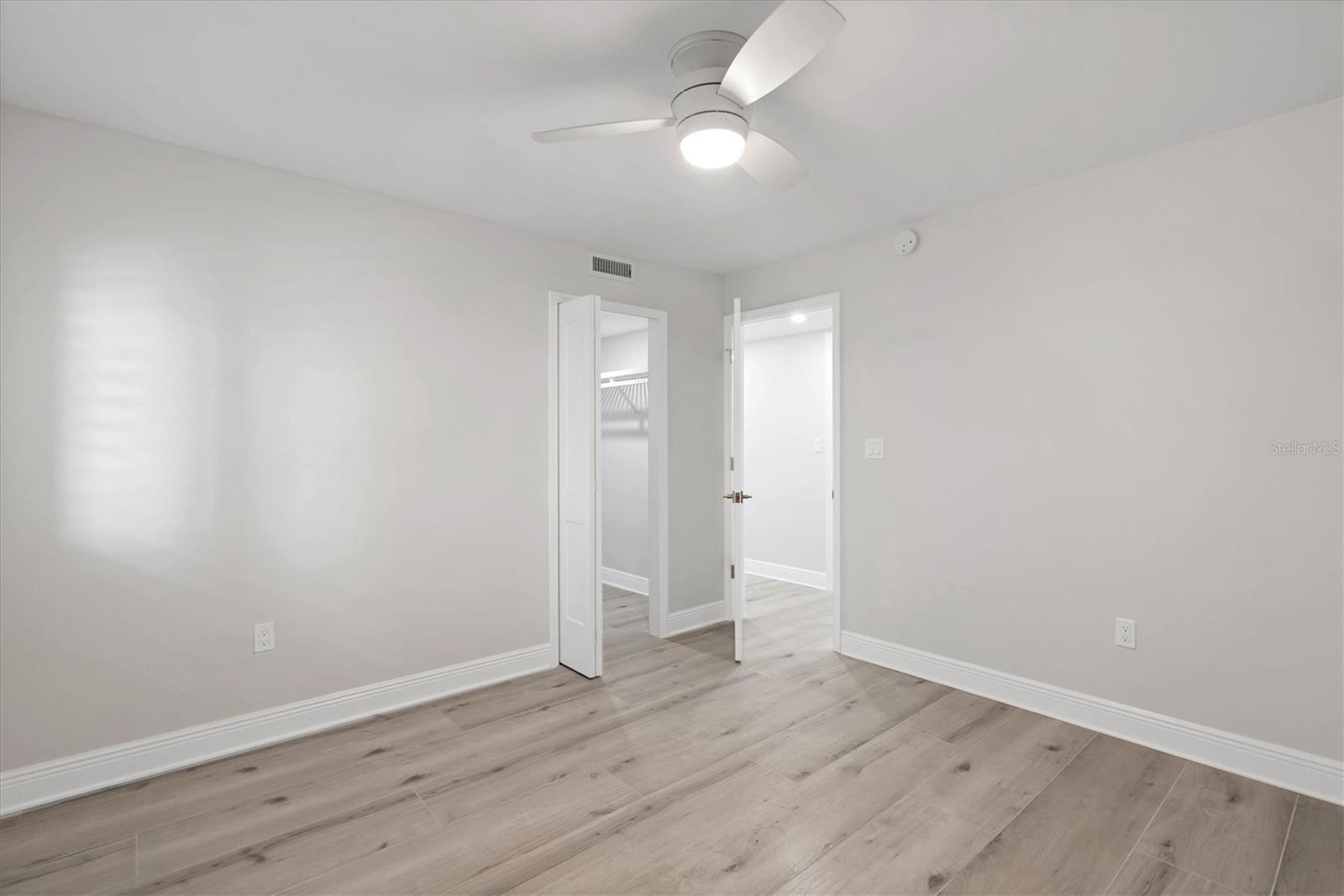 Image 18 of 32 For 6670 Estero Boulevard A104