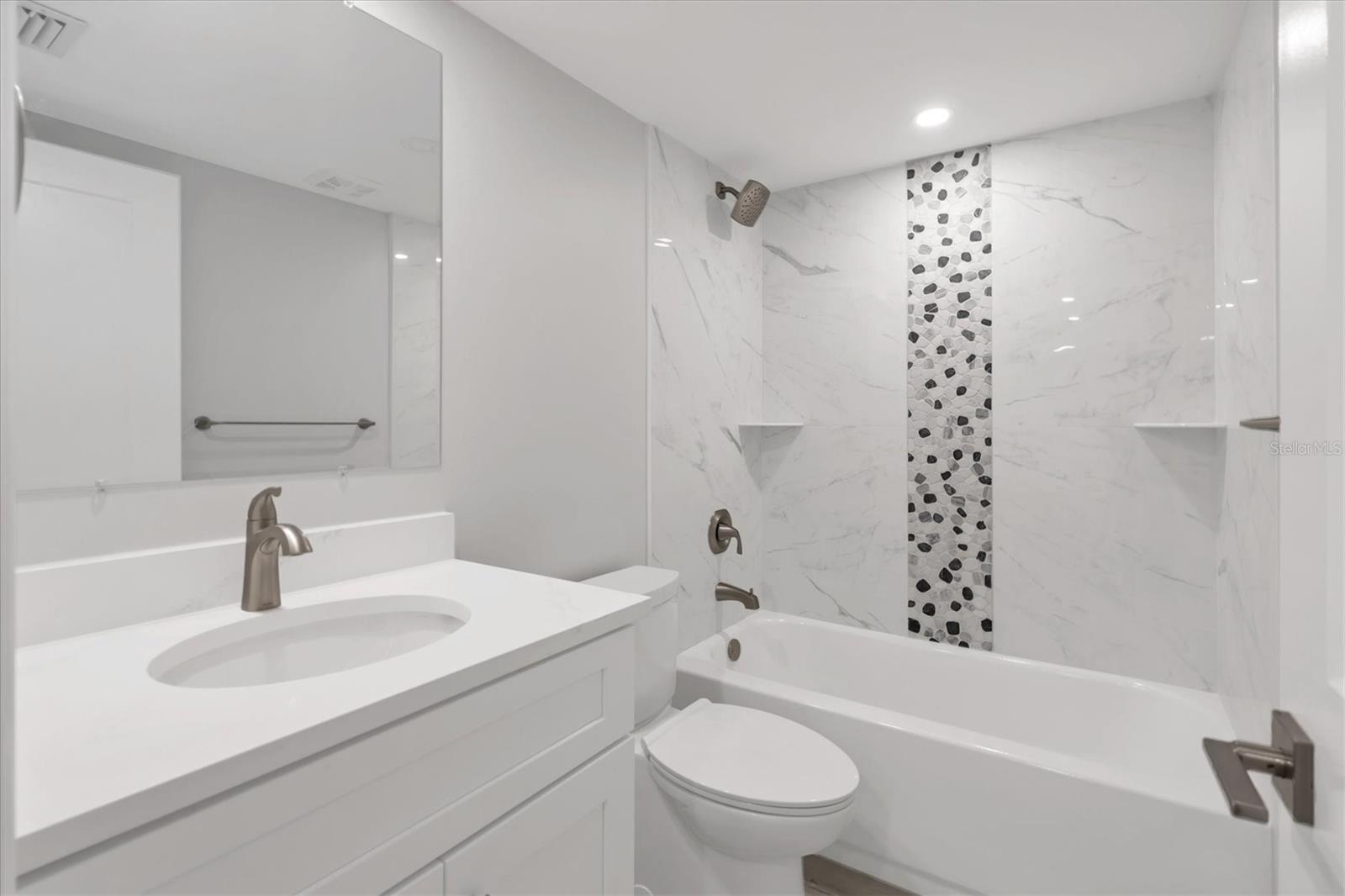 Image 19 of 32 For 6670 Estero Boulevard A104