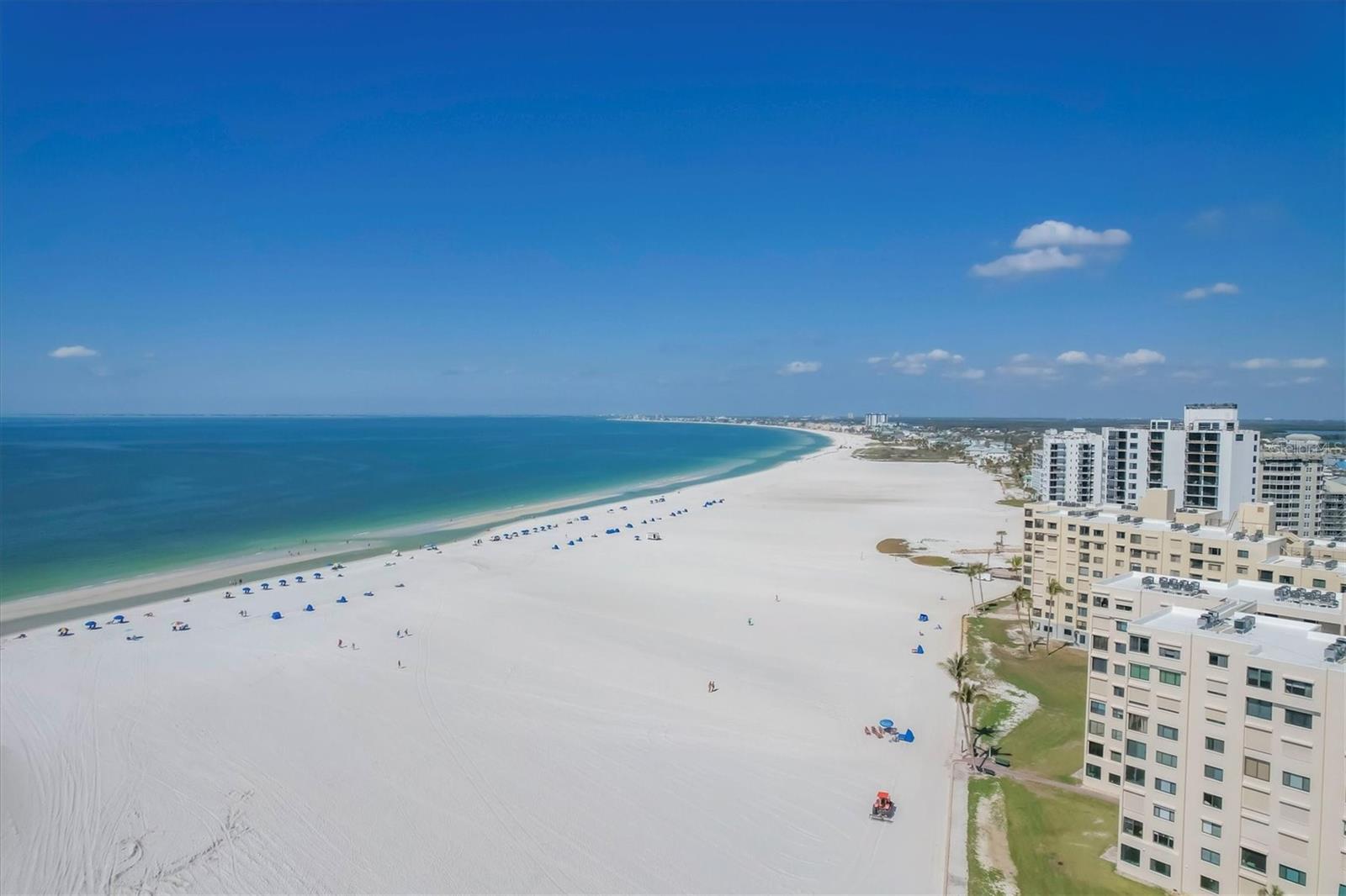 Image 4 of 32 For 6670 Estero Boulevard A104