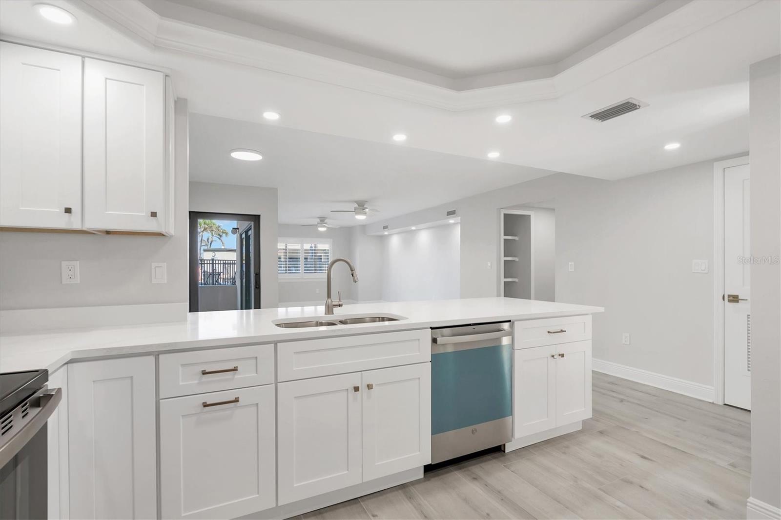 Image 8 of 32 For 6670 Estero Boulevard A104