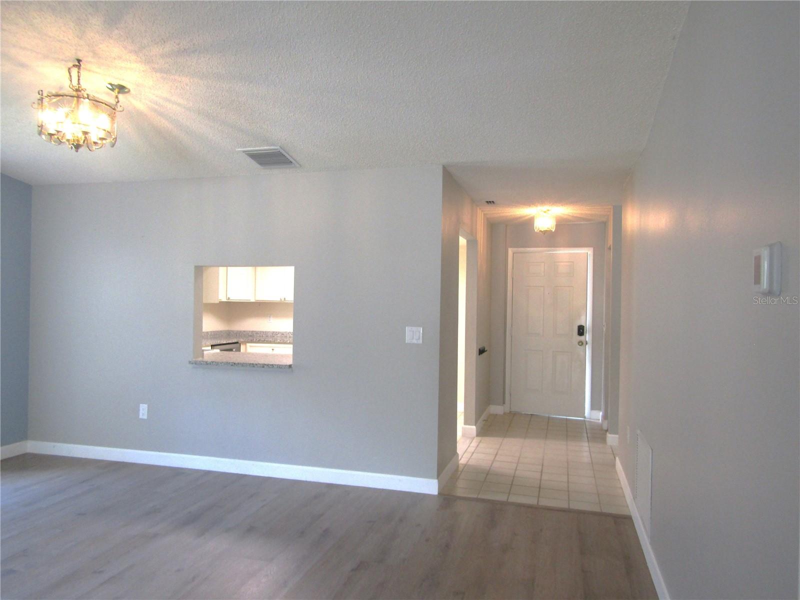 Image 14 of 30 For 4633 Oak Hill Drive 13