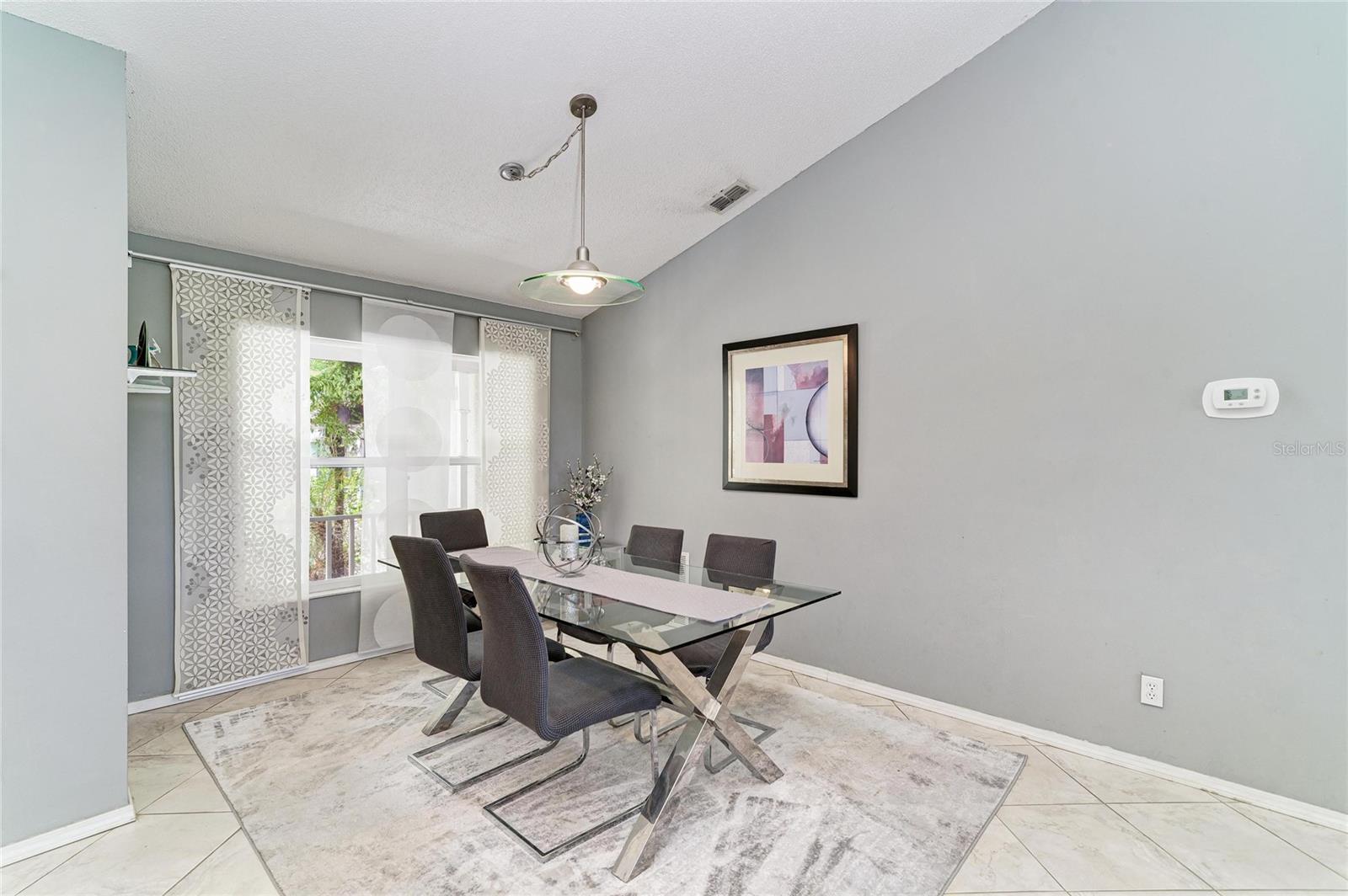 Image 10 of 38 For 11217 2nd Avenue E