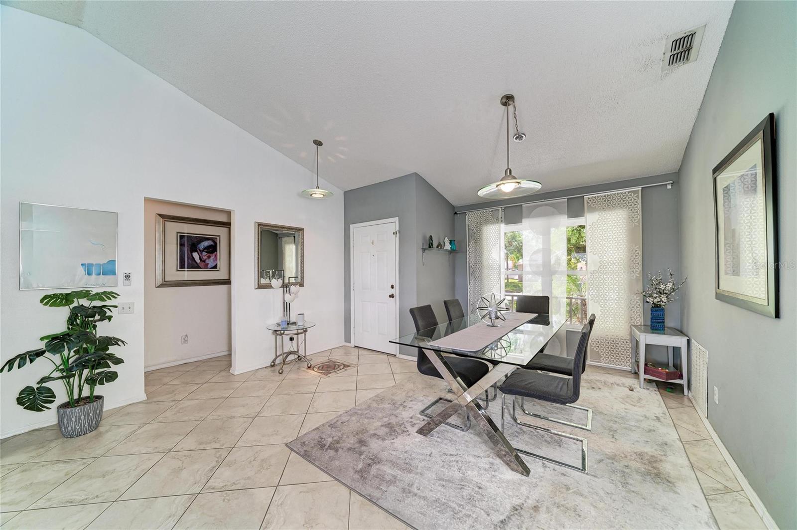 Image 12 of 38 For 11217 2nd Avenue E