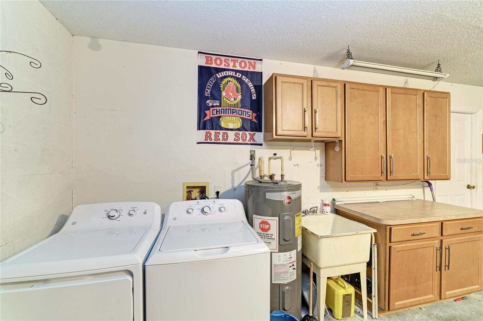 Image 30 of 38 For 11217 2nd Avenue E