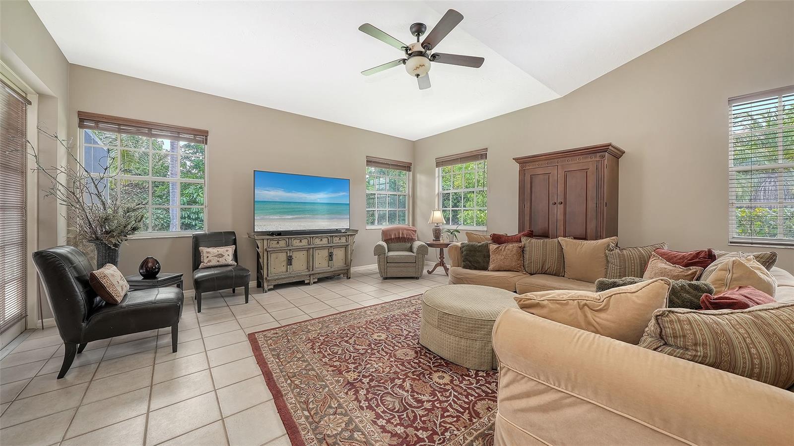 Image 18 of 83 For 4839 Sweetmeadow Circle