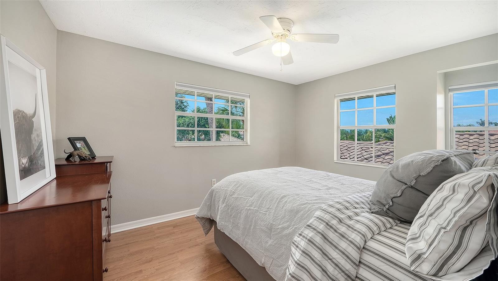 Image 37 of 83 For 4839 Sweetmeadow Circle