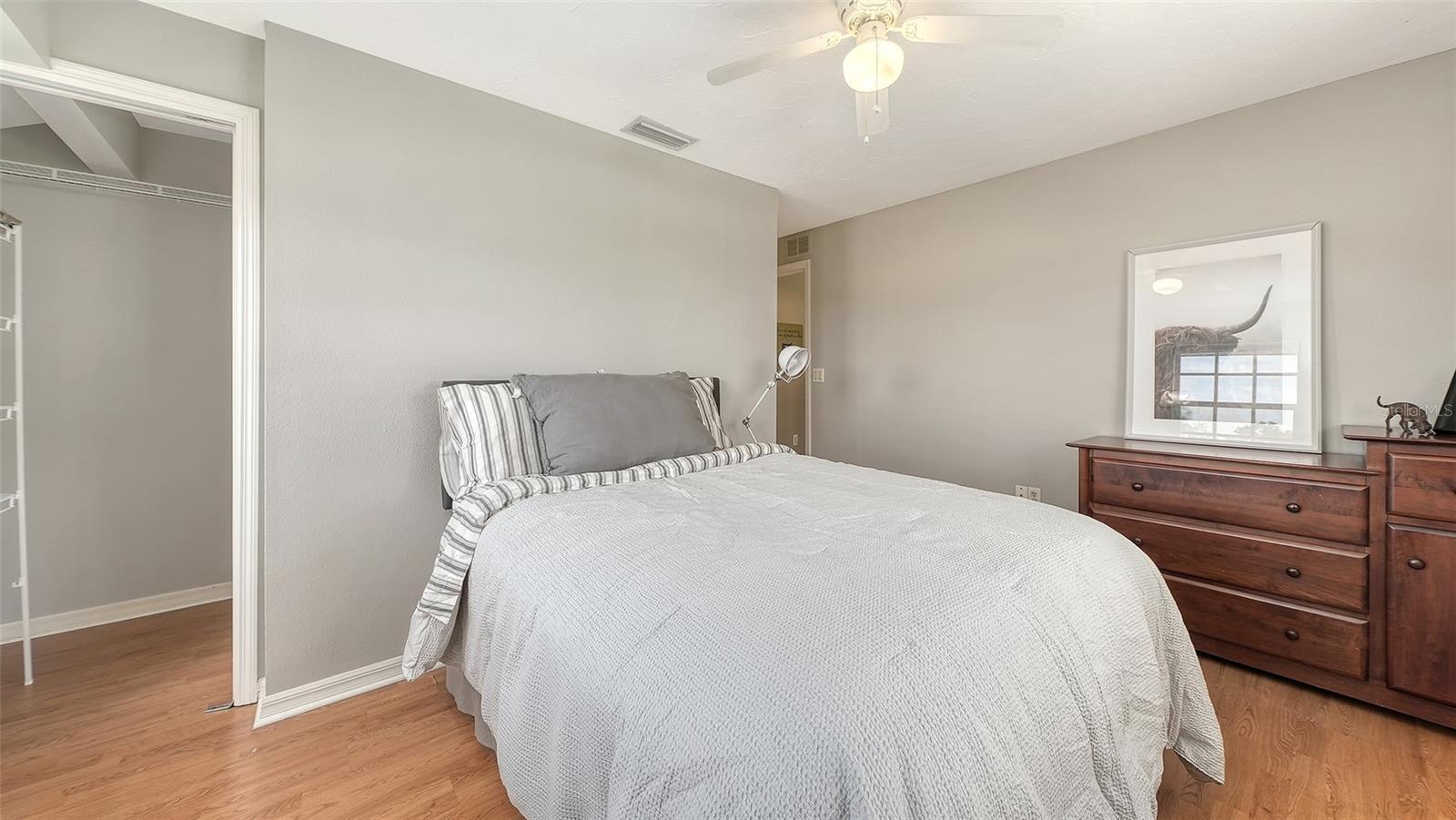 Image 38 of 83 For 4839 Sweetmeadow Circle
