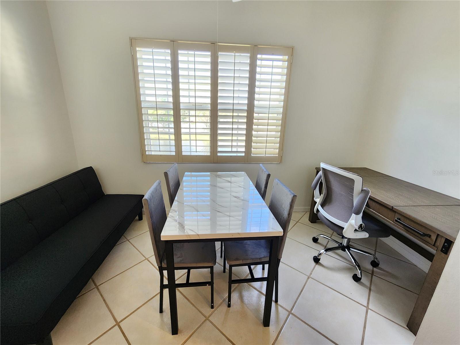 Image 6 of 18 For 3701 54th Drive W M203