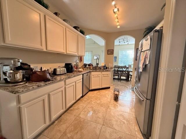 Image 8 of 15 For 6315 Rosefinch Court 104