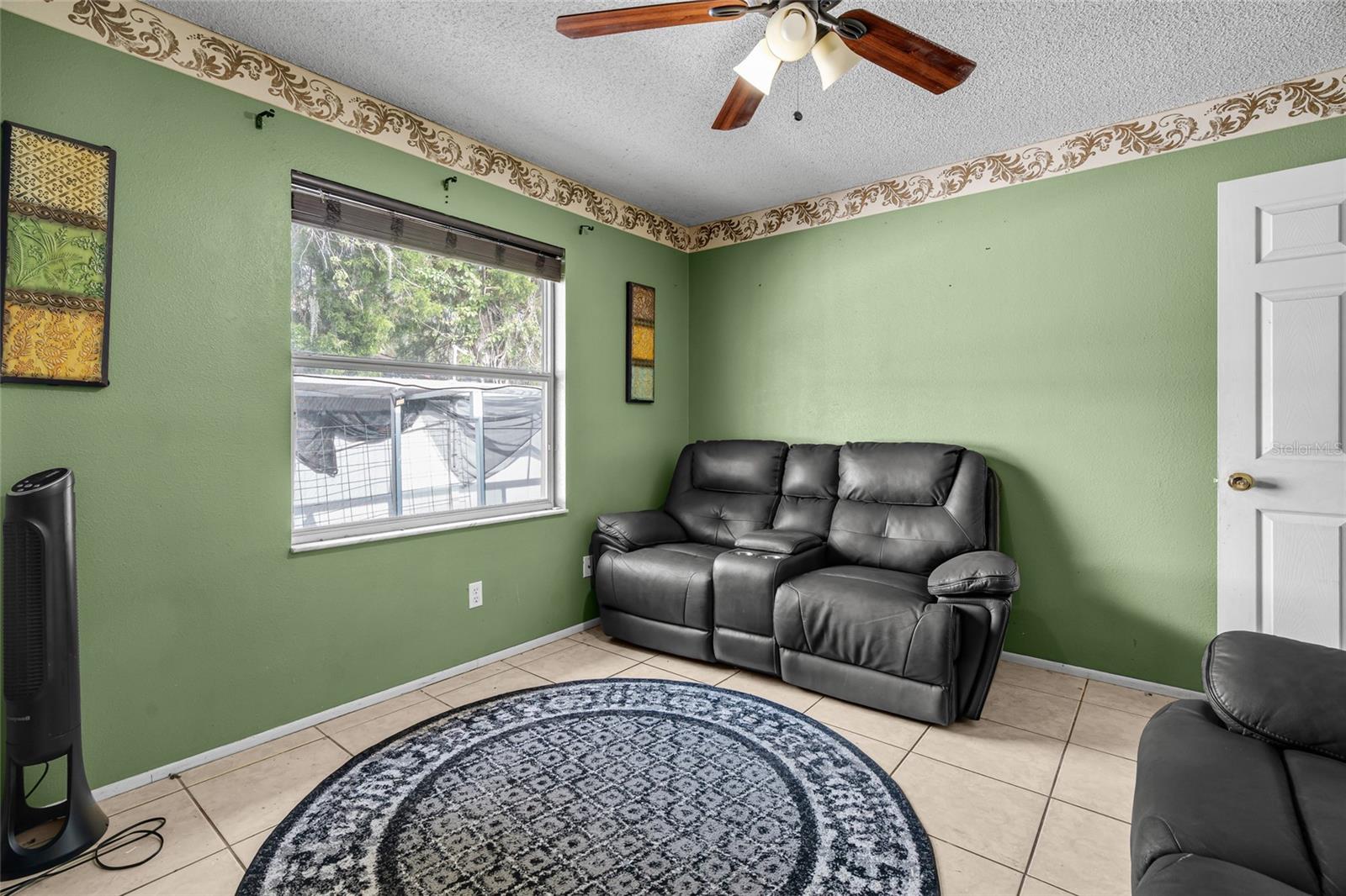 Image 15 of 23 For 1289 42nd Street