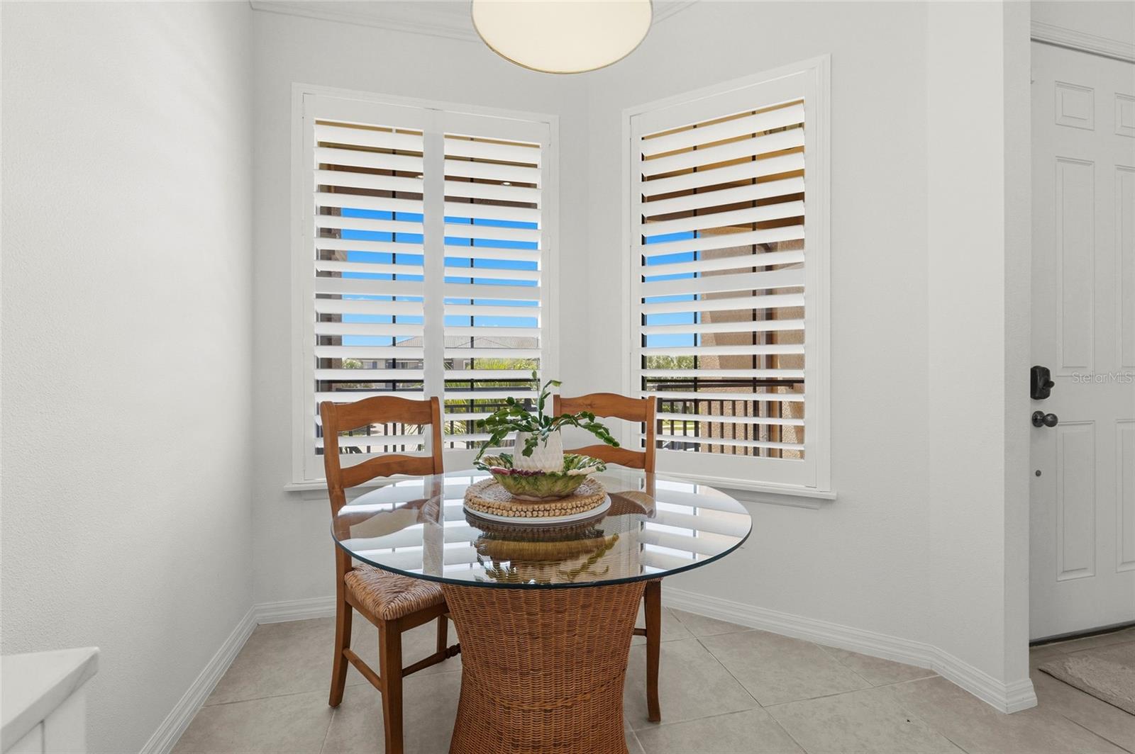 Image 10 of 86 For 5420 Cicernone Street 203