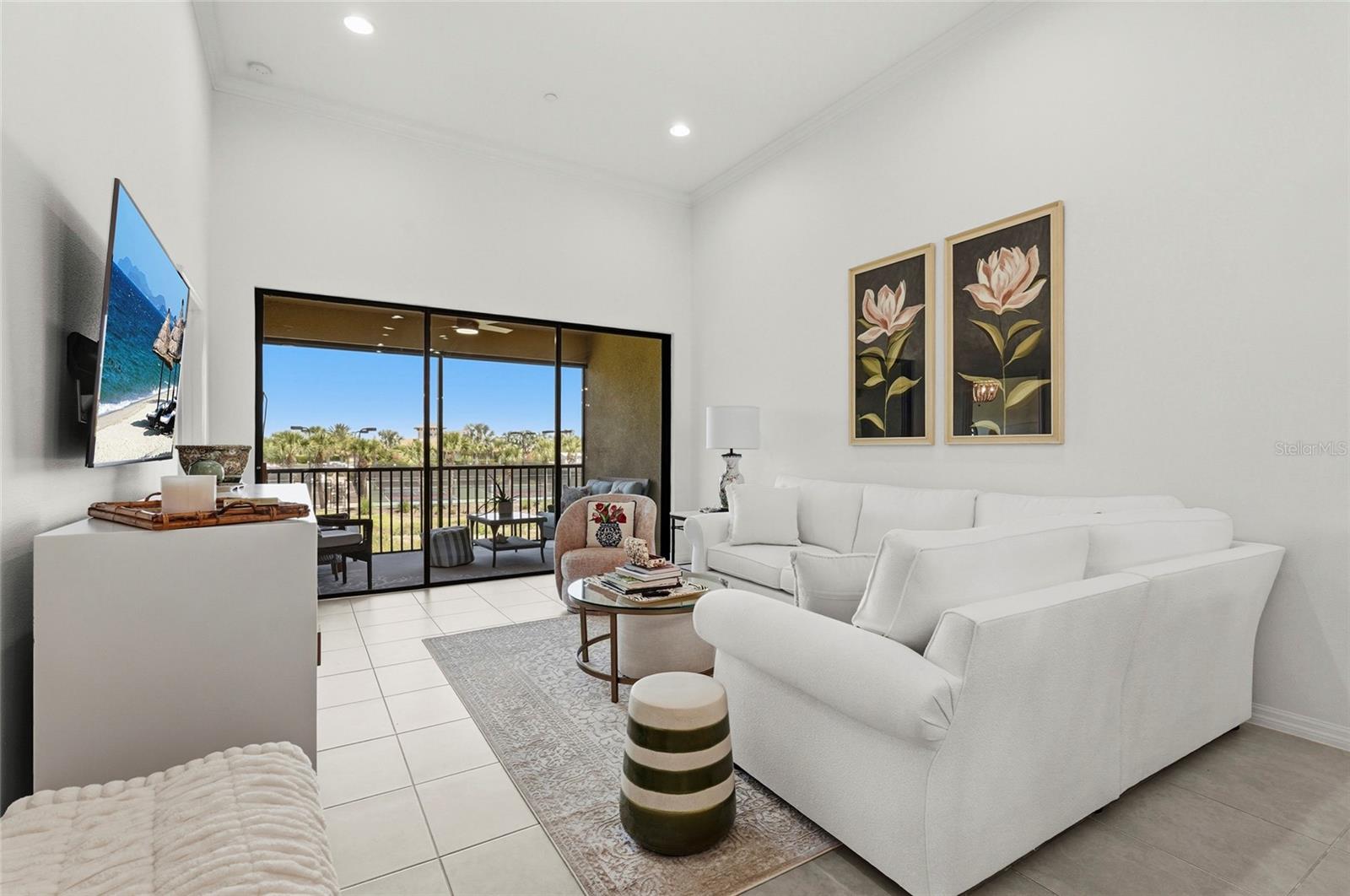 Image 14 of 86 For 5420 Cicernone Street 203
