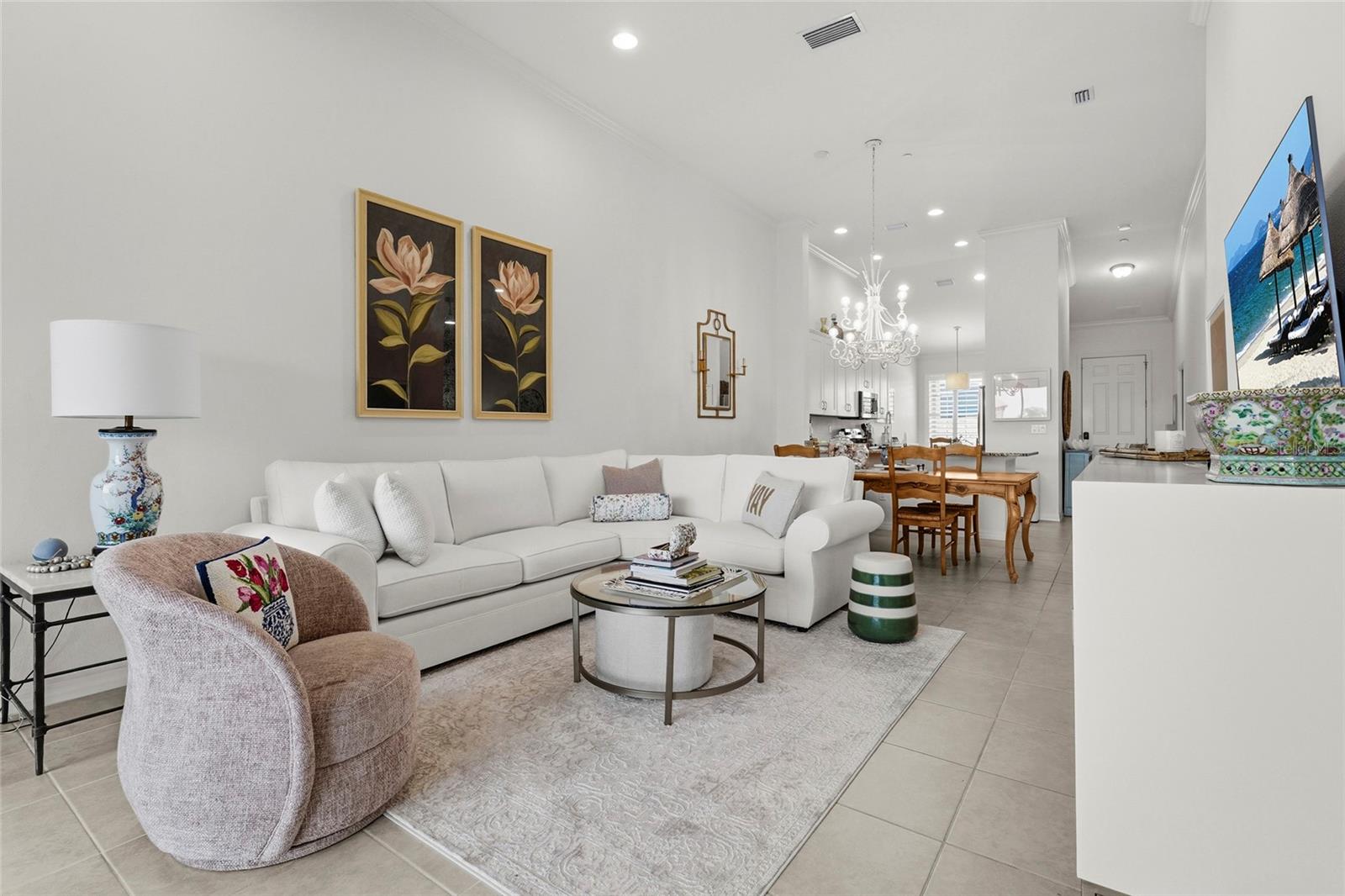 Image 15 of 86 For 5420 Cicernone Street 203