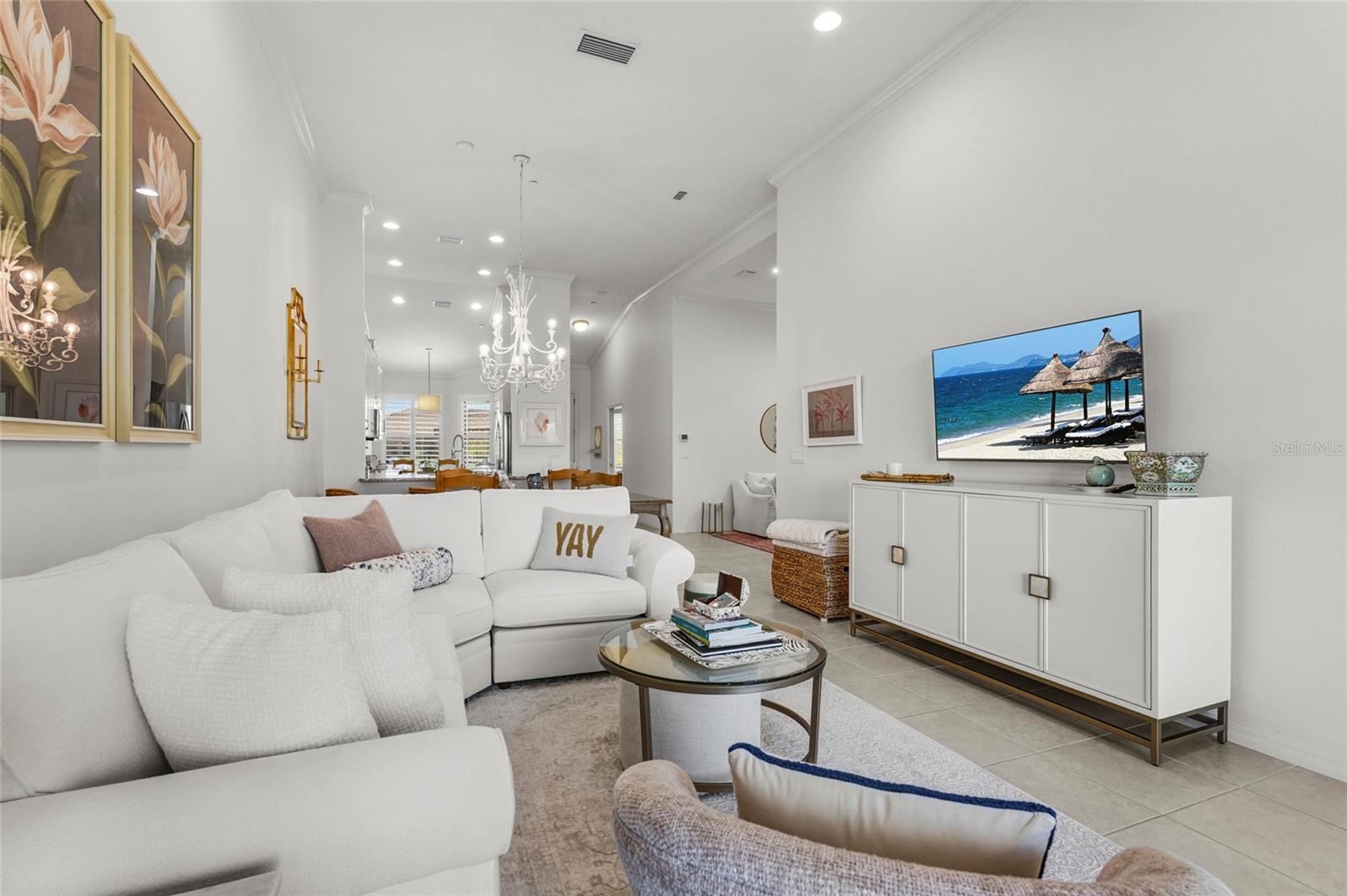 Image 16 of 86 For 5420 Cicernone Street 203