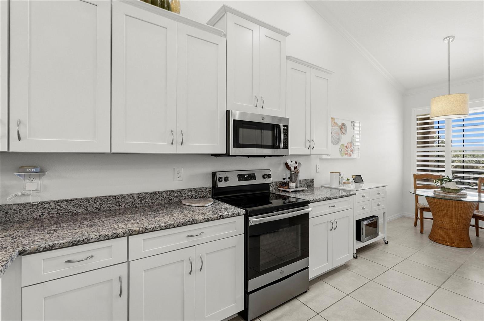 Image 6 of 86 For 5420 Cicernone Street 203