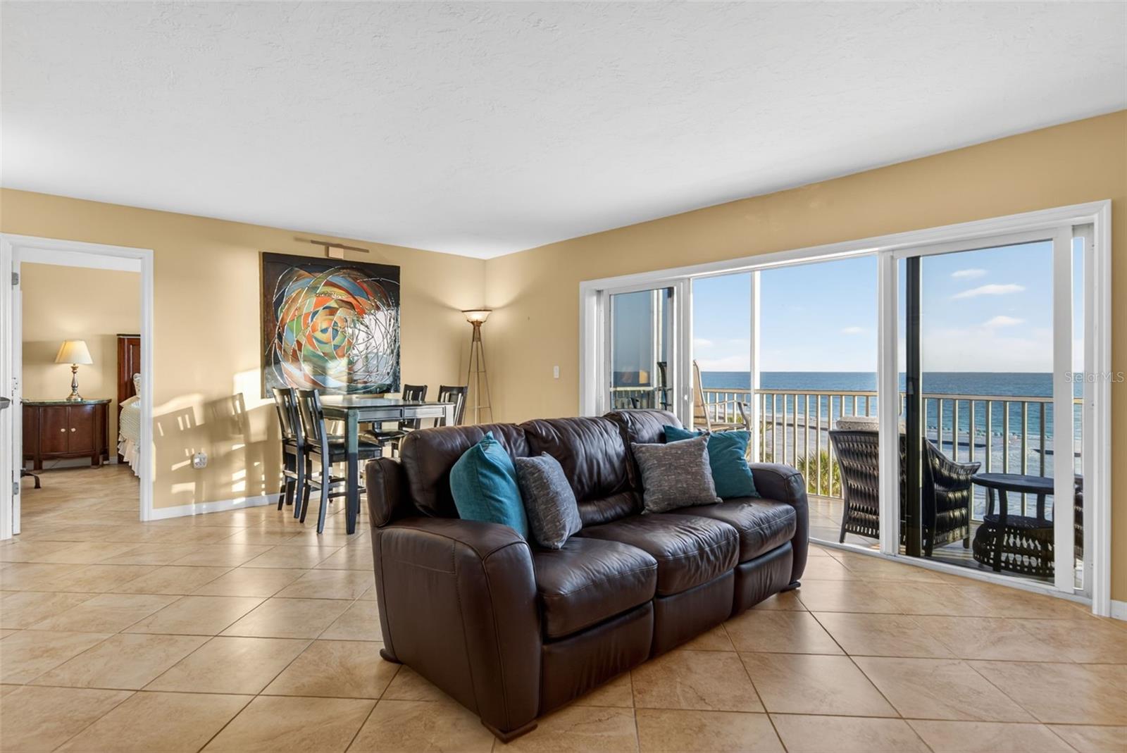 Image 10 of 98 For 800 Benjamin Franklin Drive 509