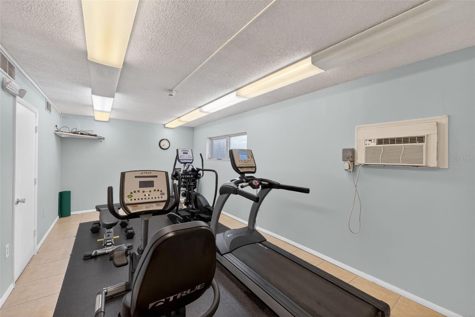 Image 50 of 98 For 800 Benjamin Franklin Drive 509
