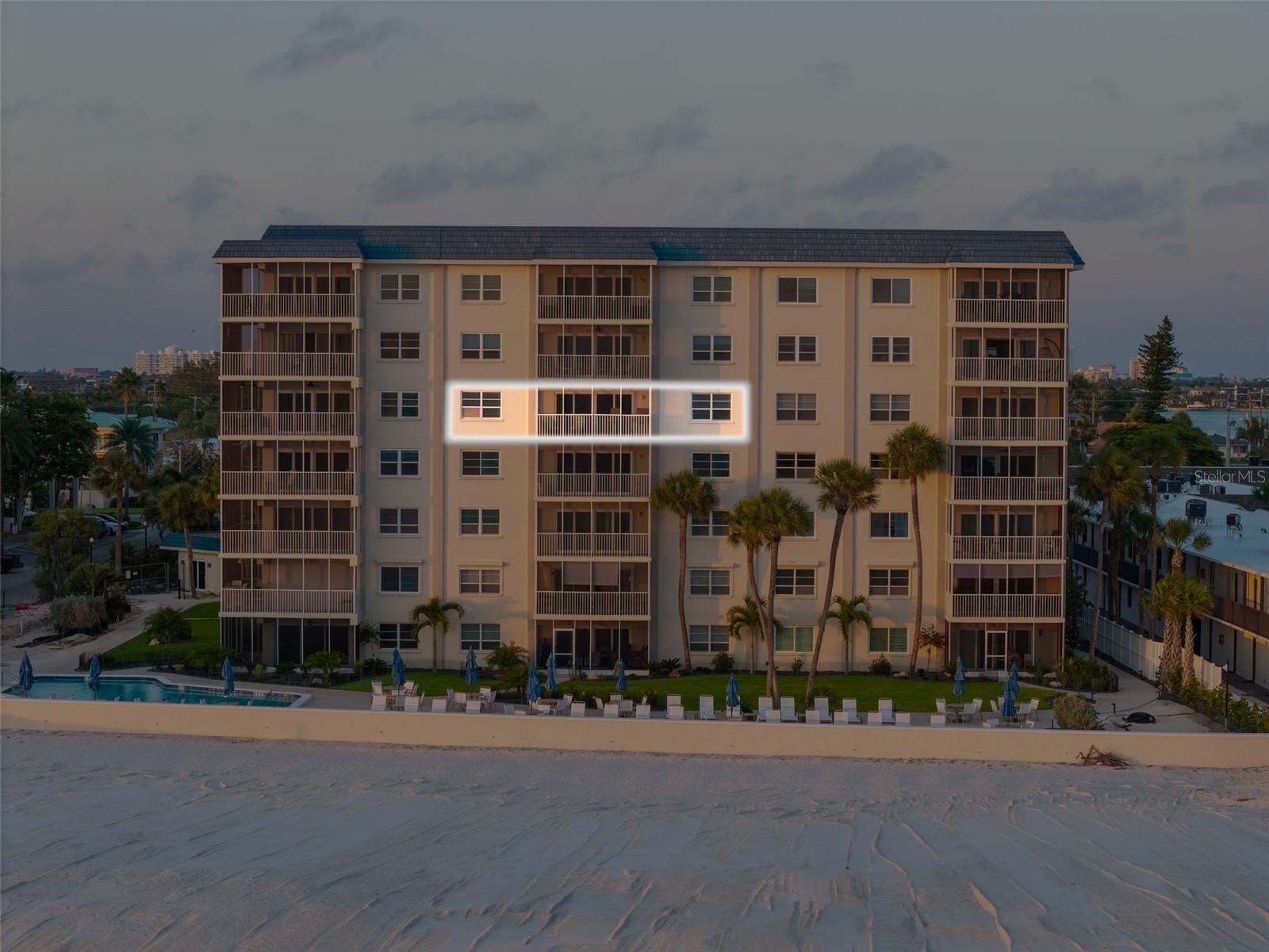 Image 53 of 98 For 800 Benjamin Franklin Drive 509