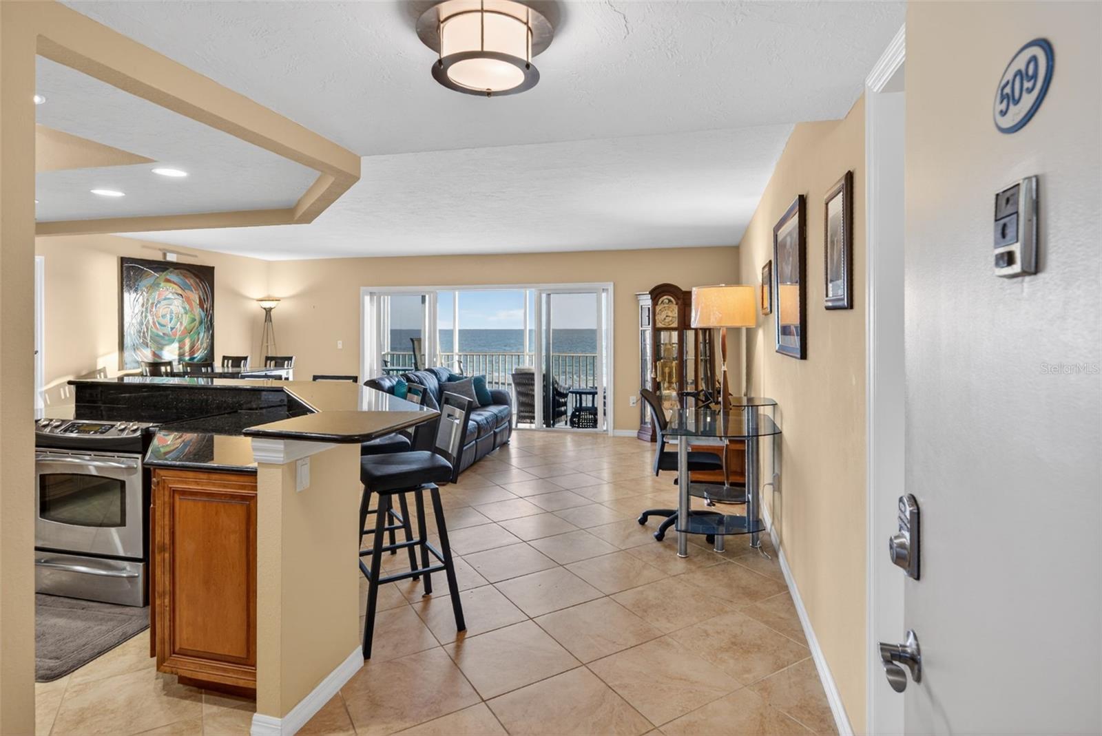 Image 7 of 98 For 800 Benjamin Franklin Drive 509