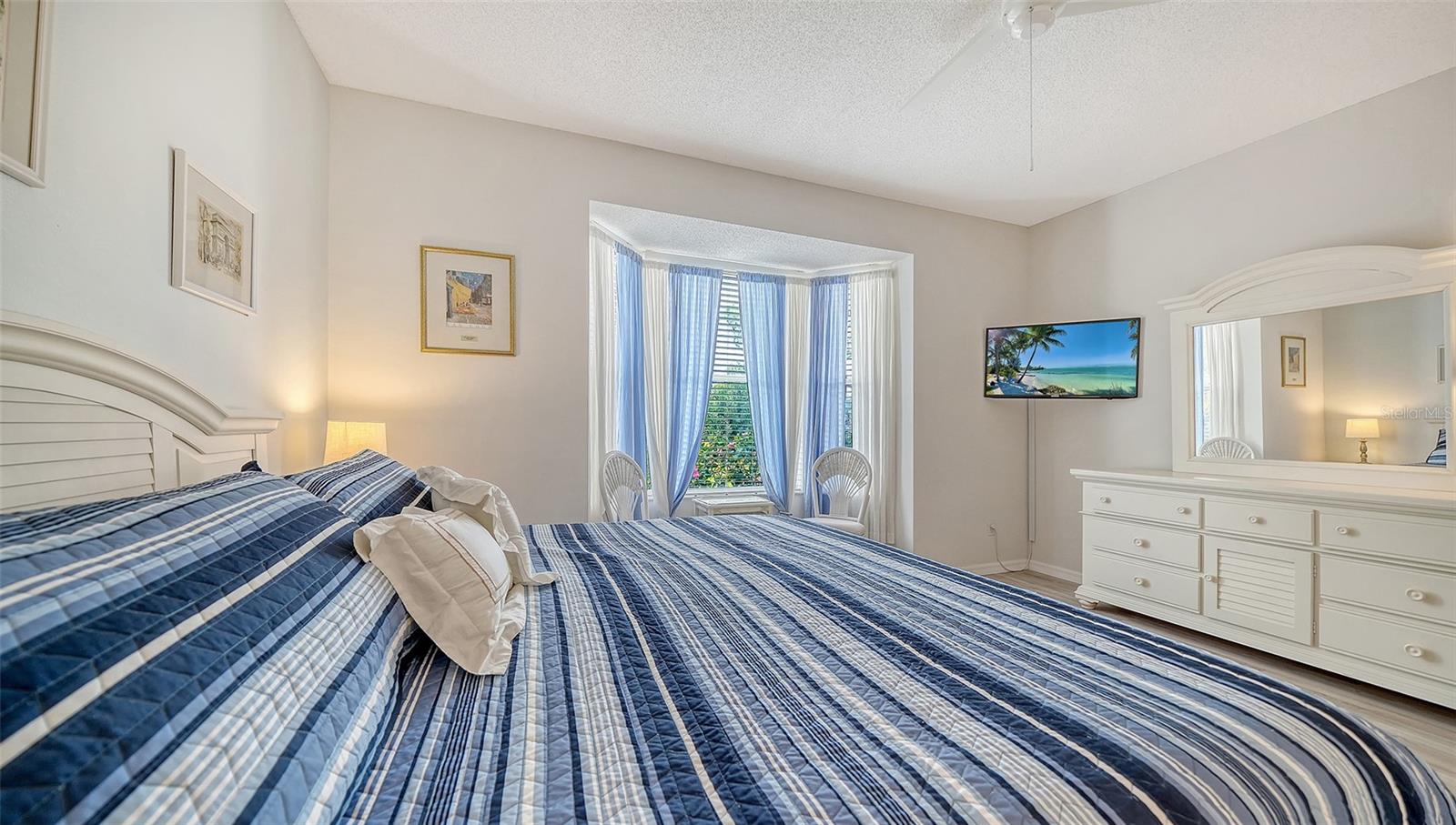 Image 19 of 56 For 8901 Veranda Way 111