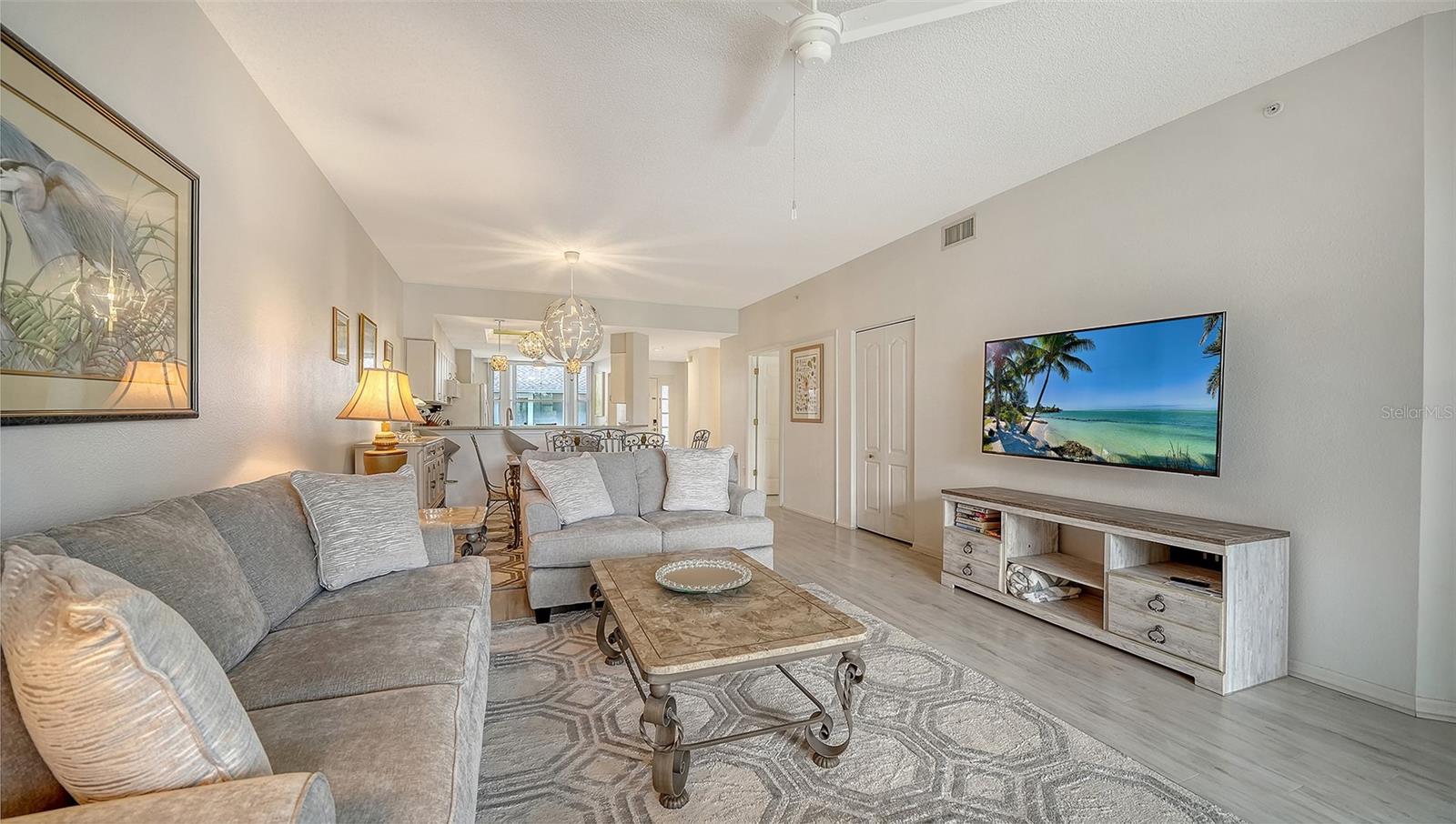 Image 9 of 56 For 8901 Veranda Way 111