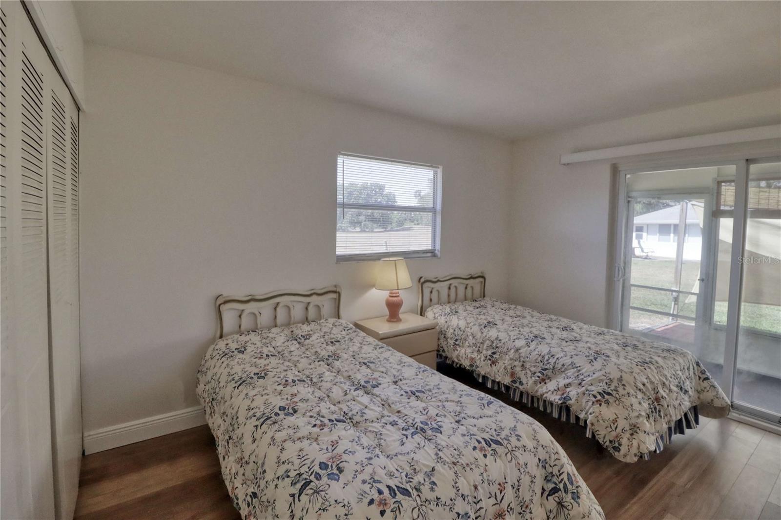 Image 23 of 39 For 101 Cambridge Trail 196