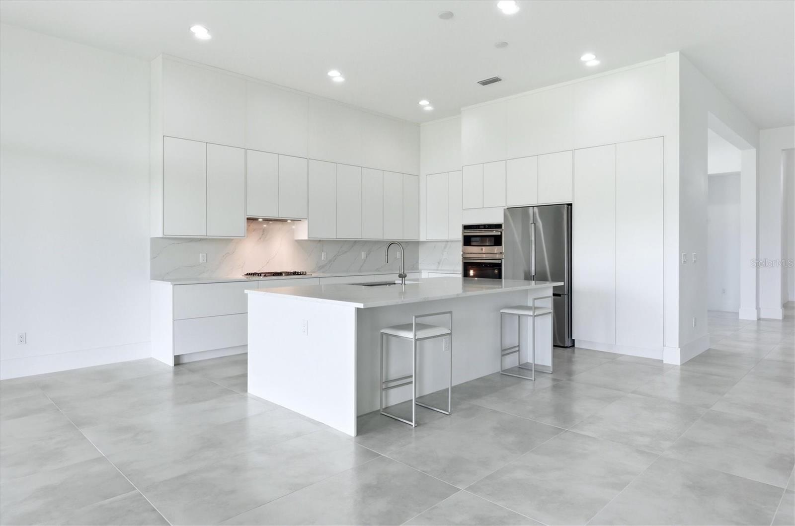 Image 17 of 64 For 8959 Baroque Terrace