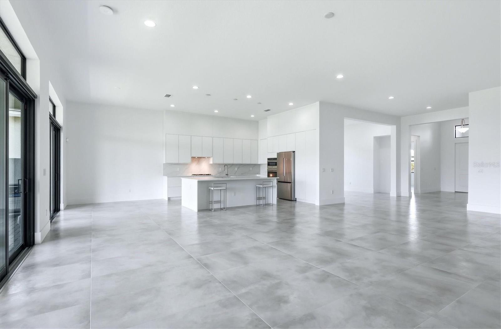 Image 20 of 64 For 8959 Baroque Terrace