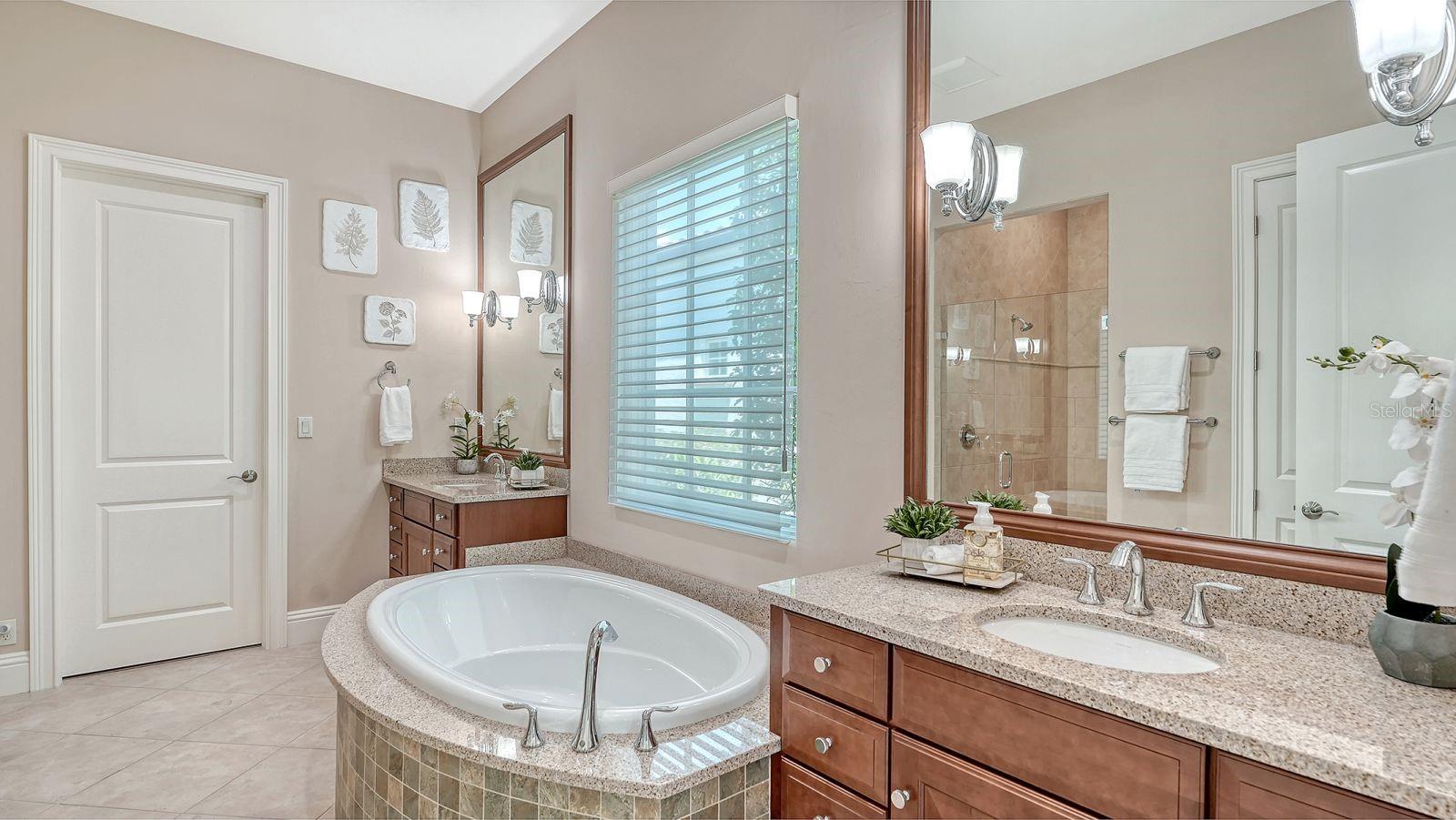 Image 30 of 83 For 7975 Matera Court